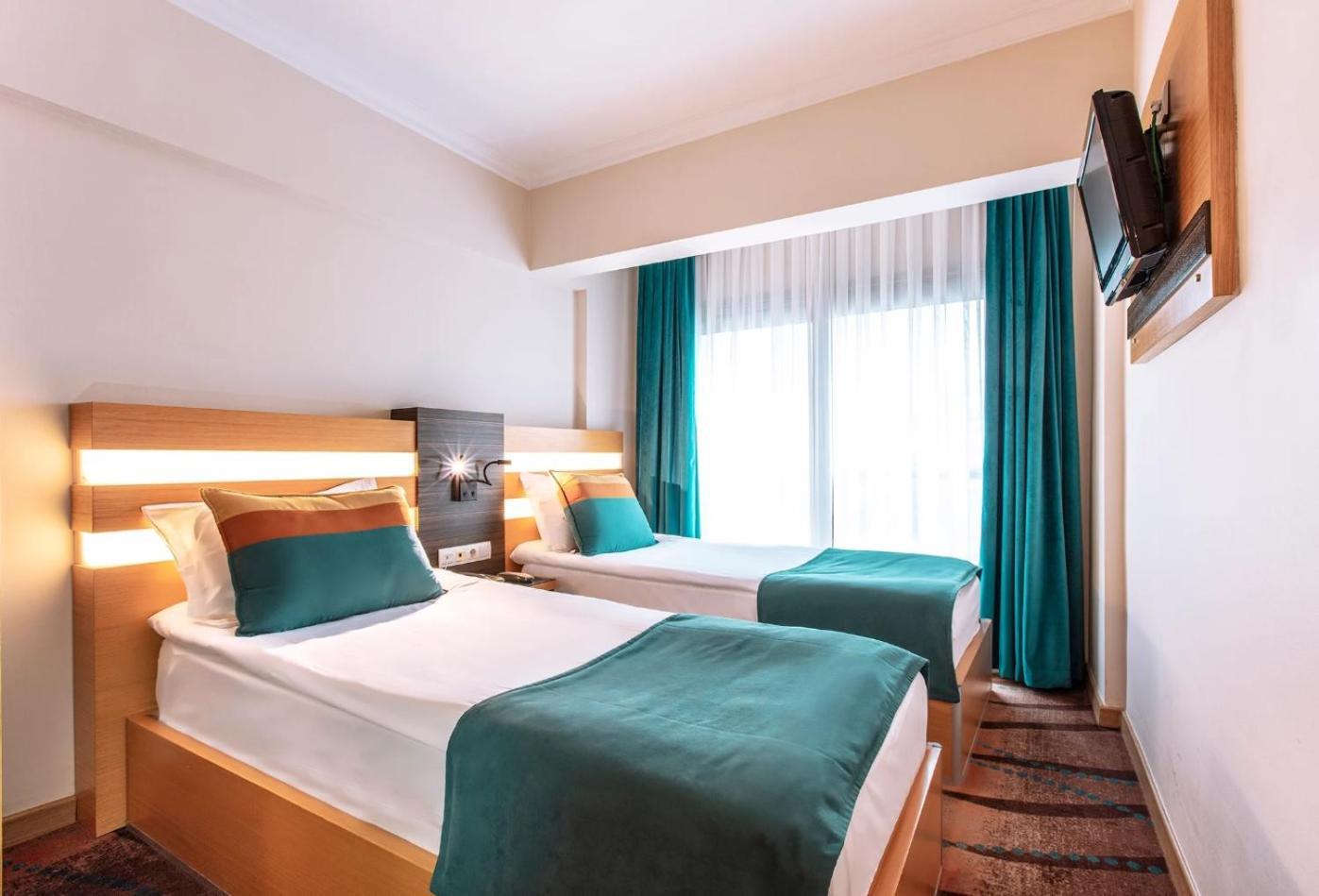 Standard Twin Room,1638476461:JPEG