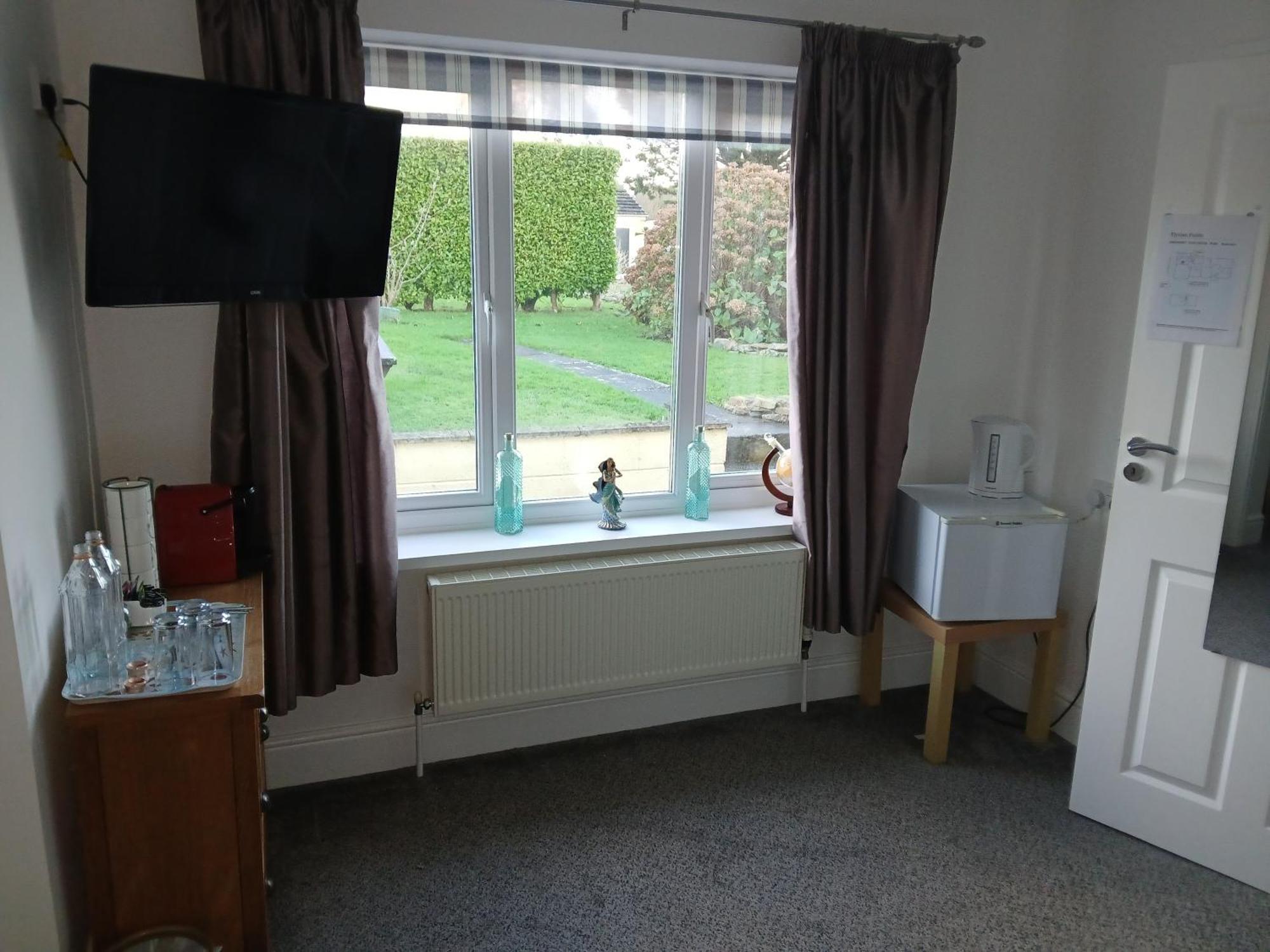 Deluxe King Room,1639579613:JPEG