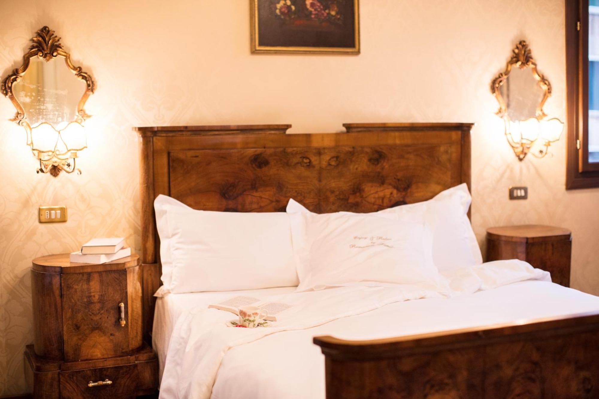 Deluxe Double or Twin Room Garden View