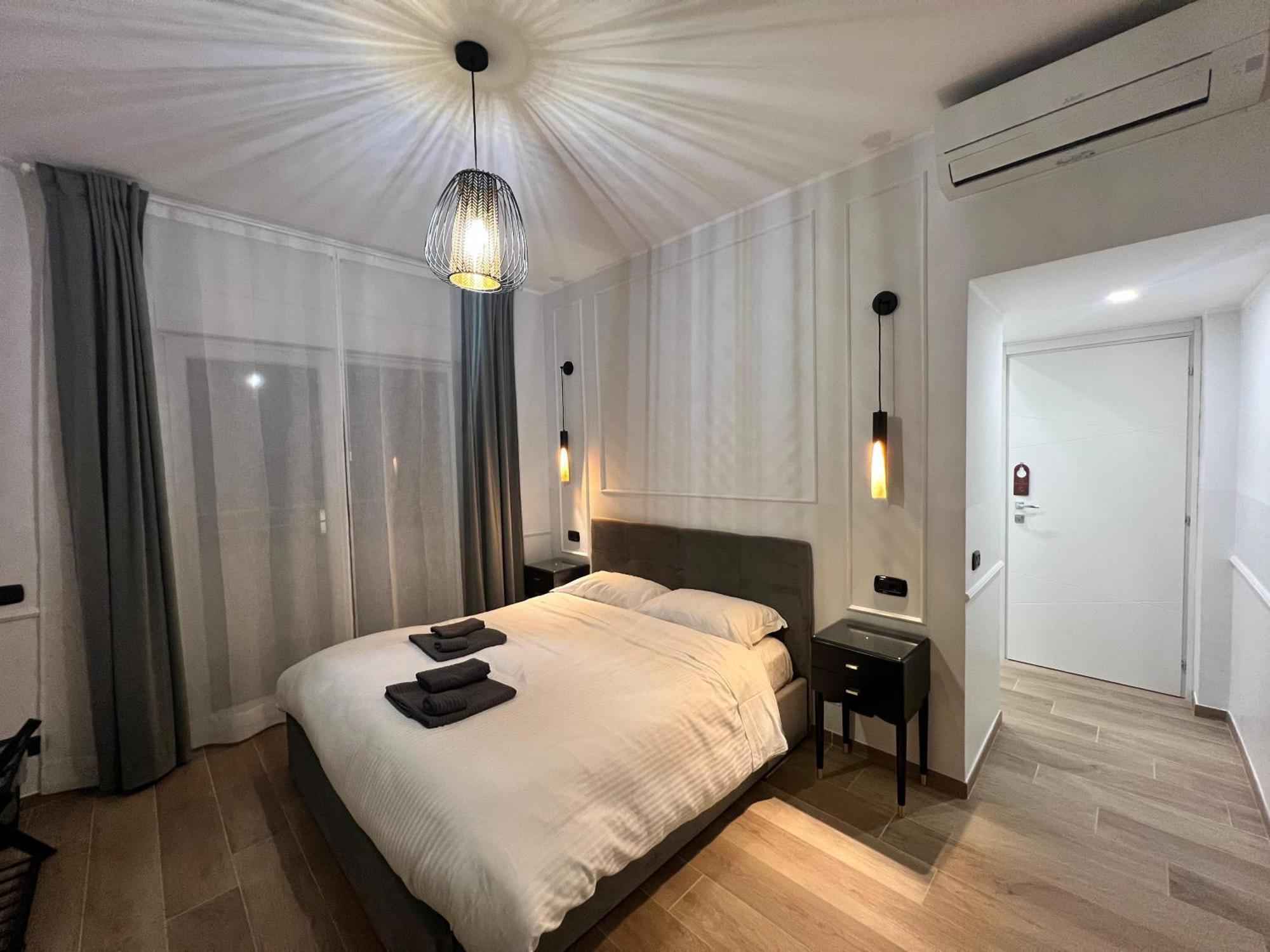 Superior Double Room,1642340857:JPEG