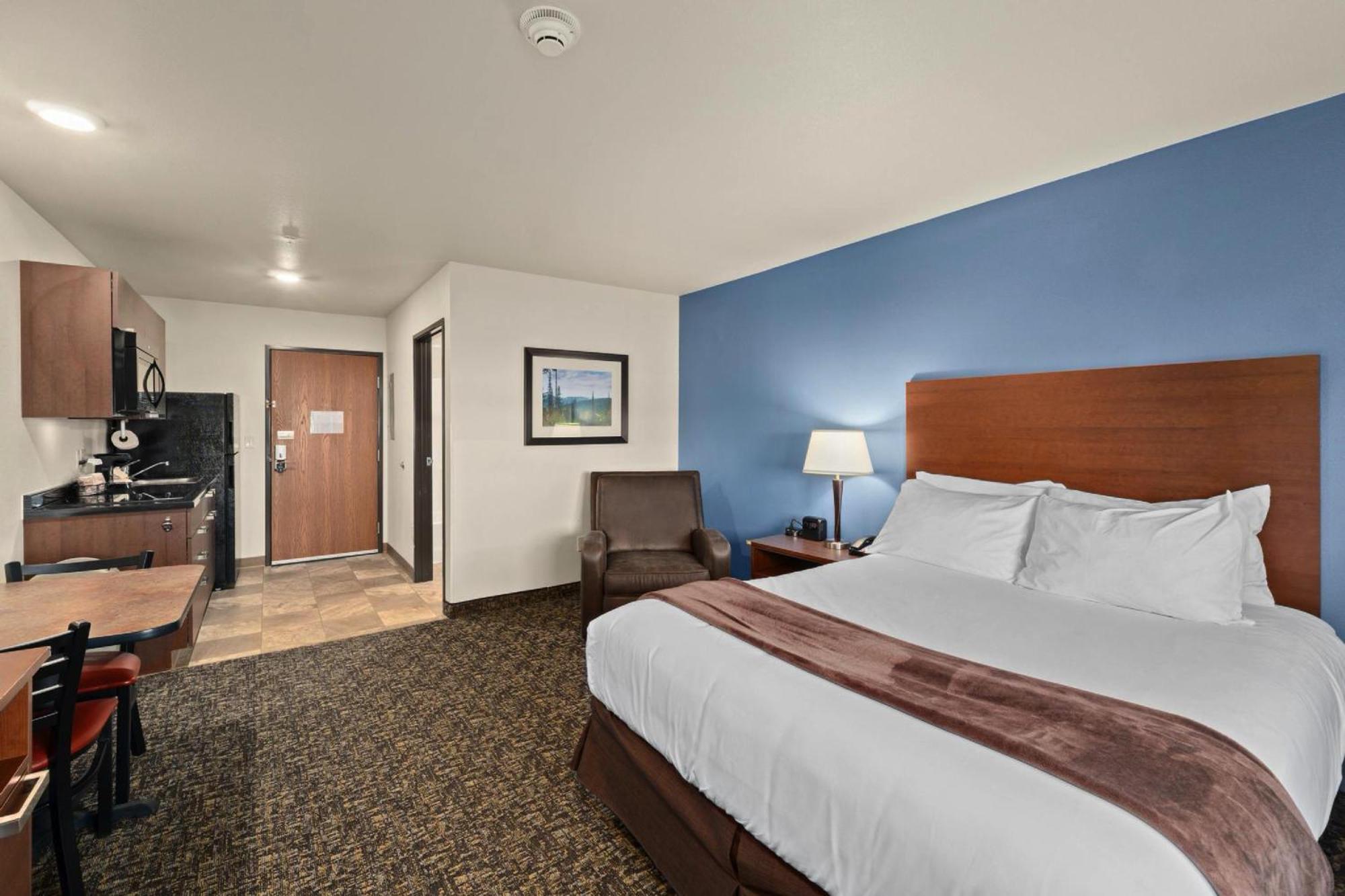 Queen Room or Hearing Accessible Non Smoking,1642344596:JPEG