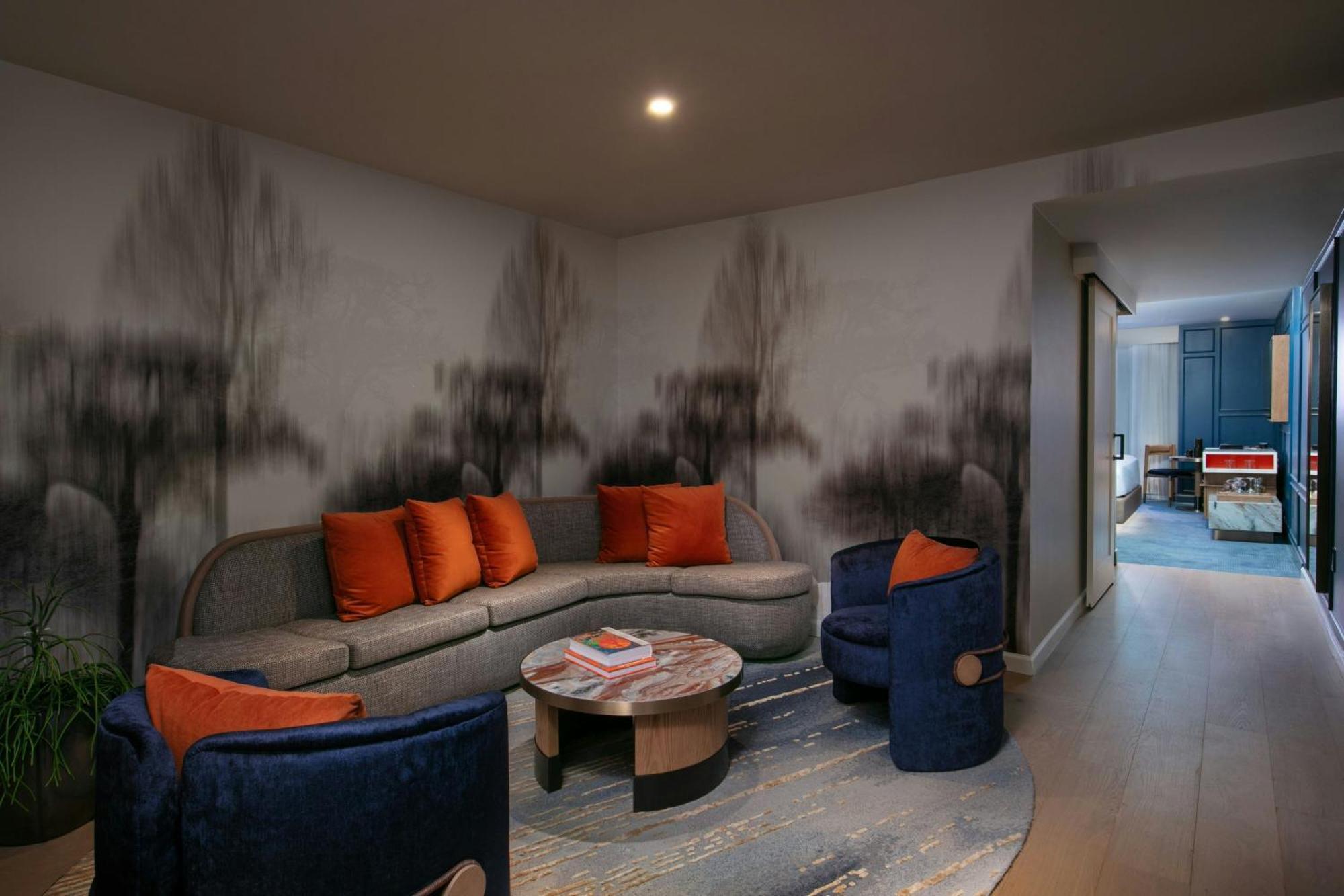 One-Bedroom King Suite with Balcony,1643139953:JPEG