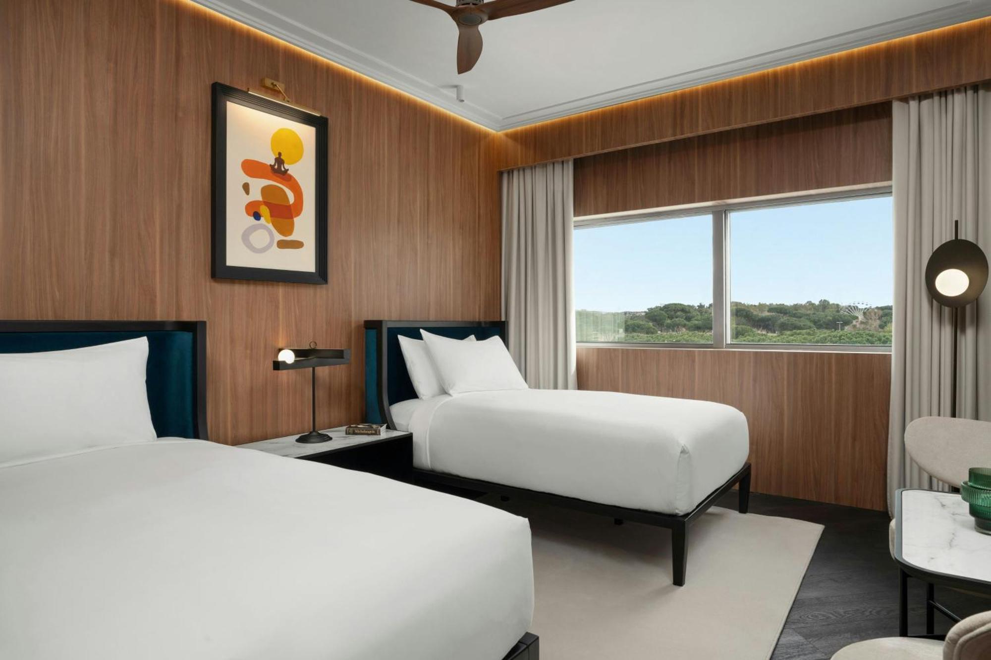 Arc Twin Room