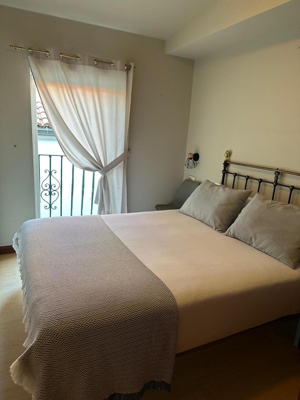 Double Room,1646165556:JPEG