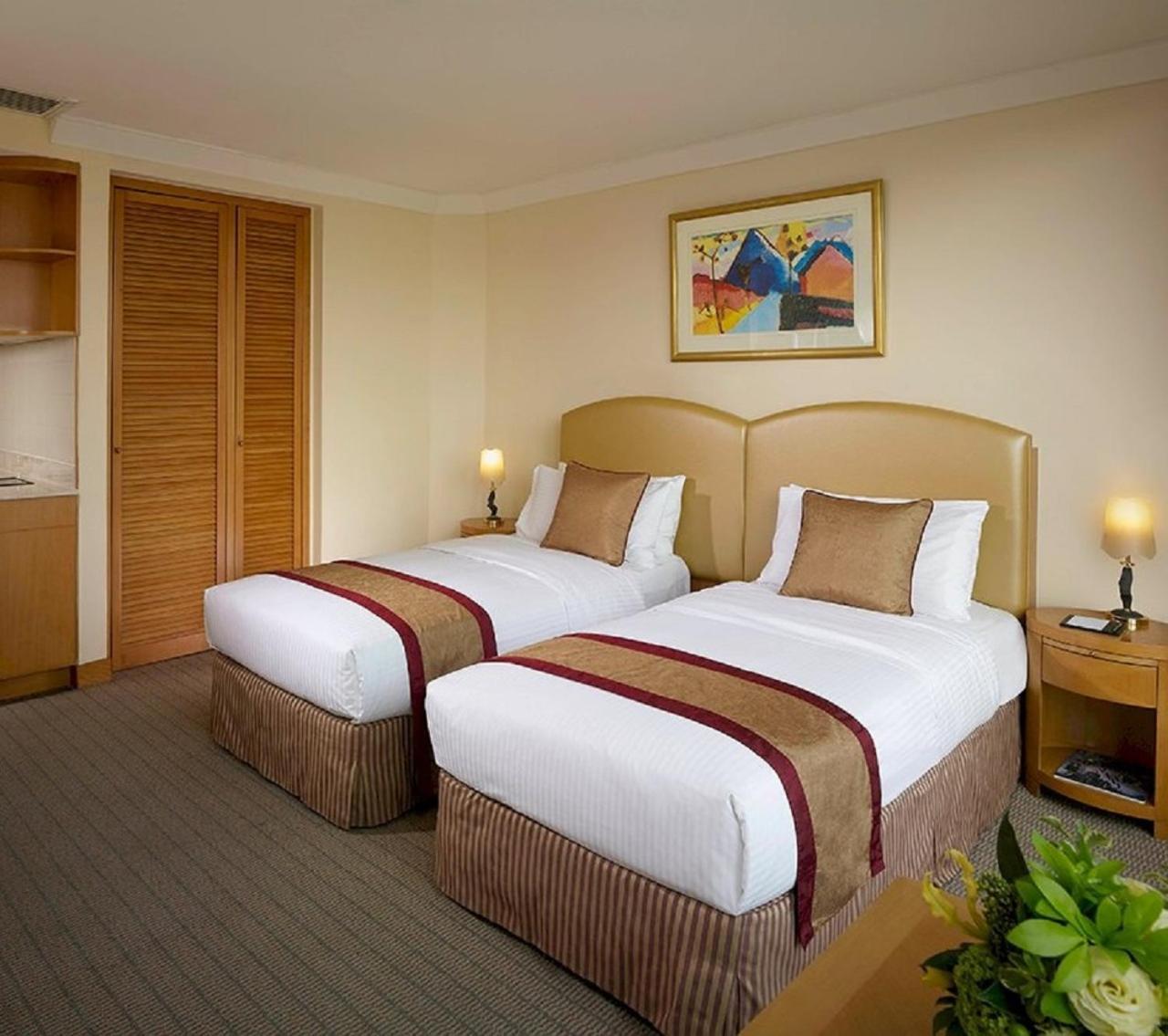 Adjoining Room