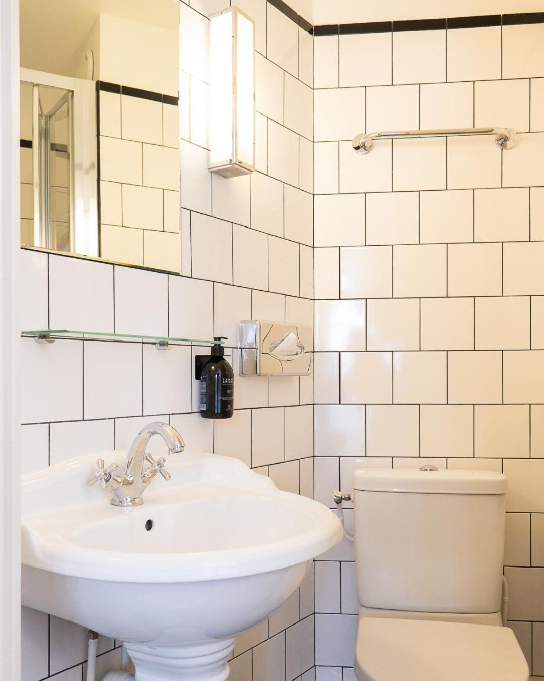 2 separate individual rooms