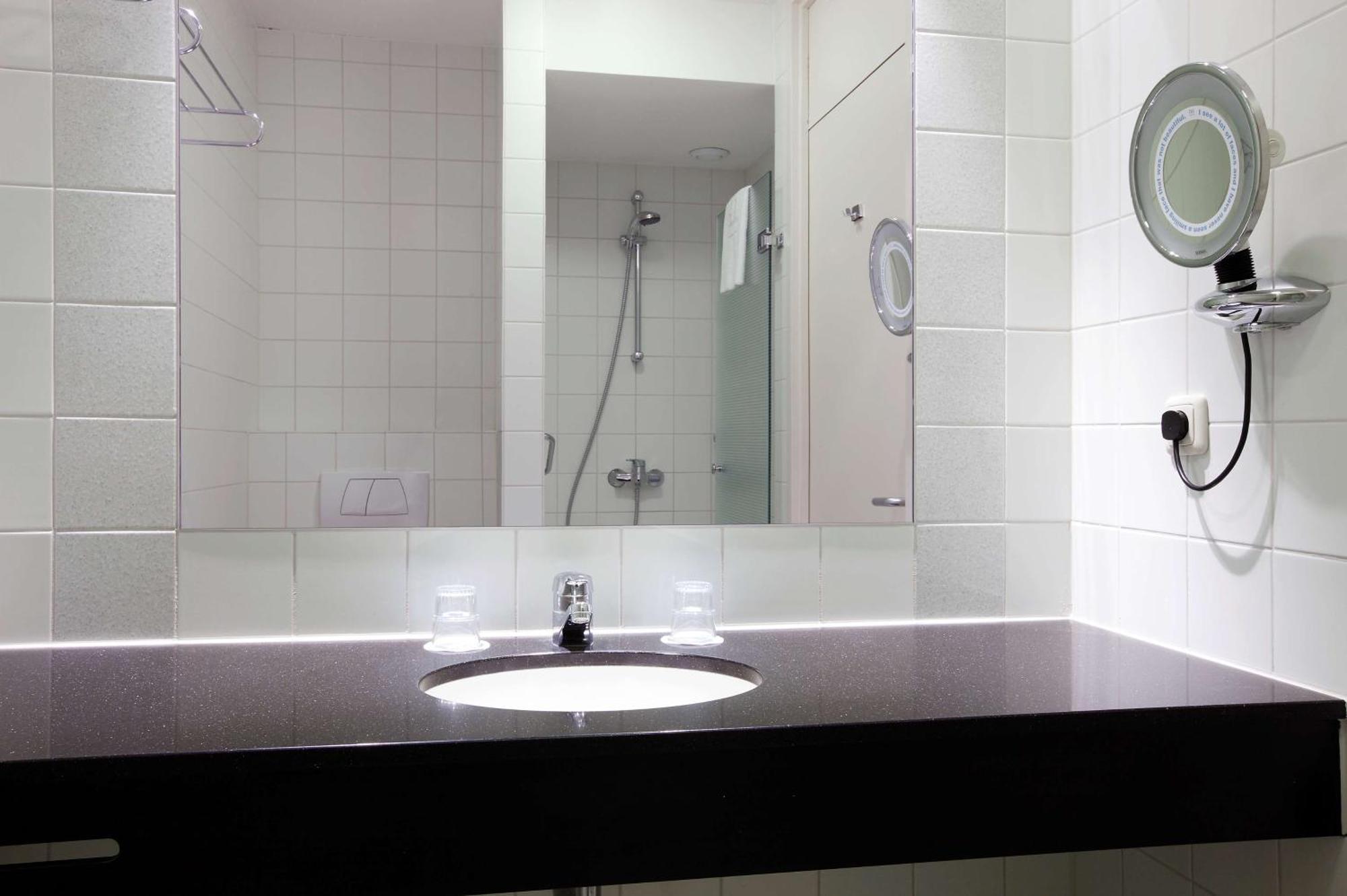 Standard Basic Room