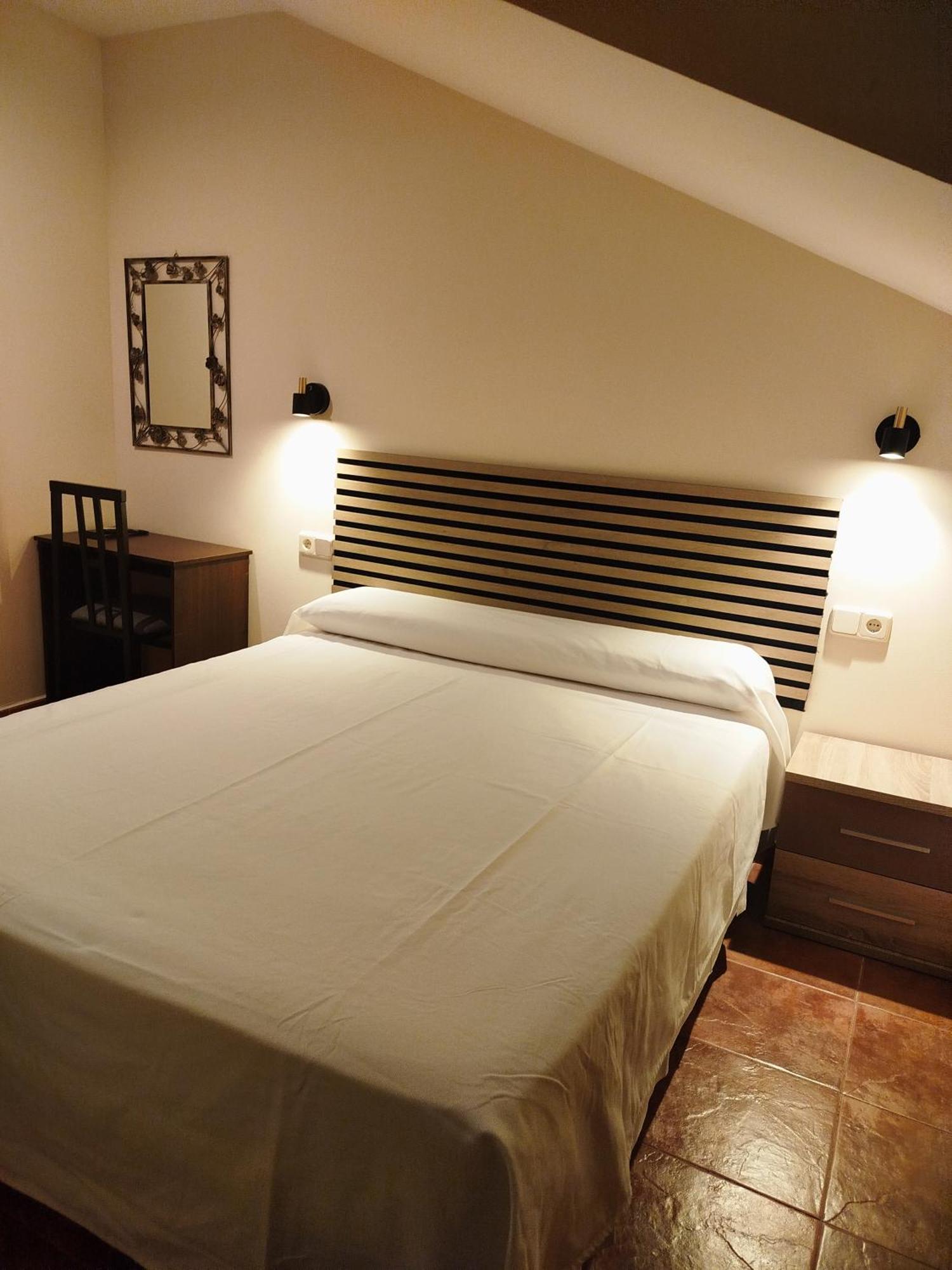 Single Room,1651186072:JPEG