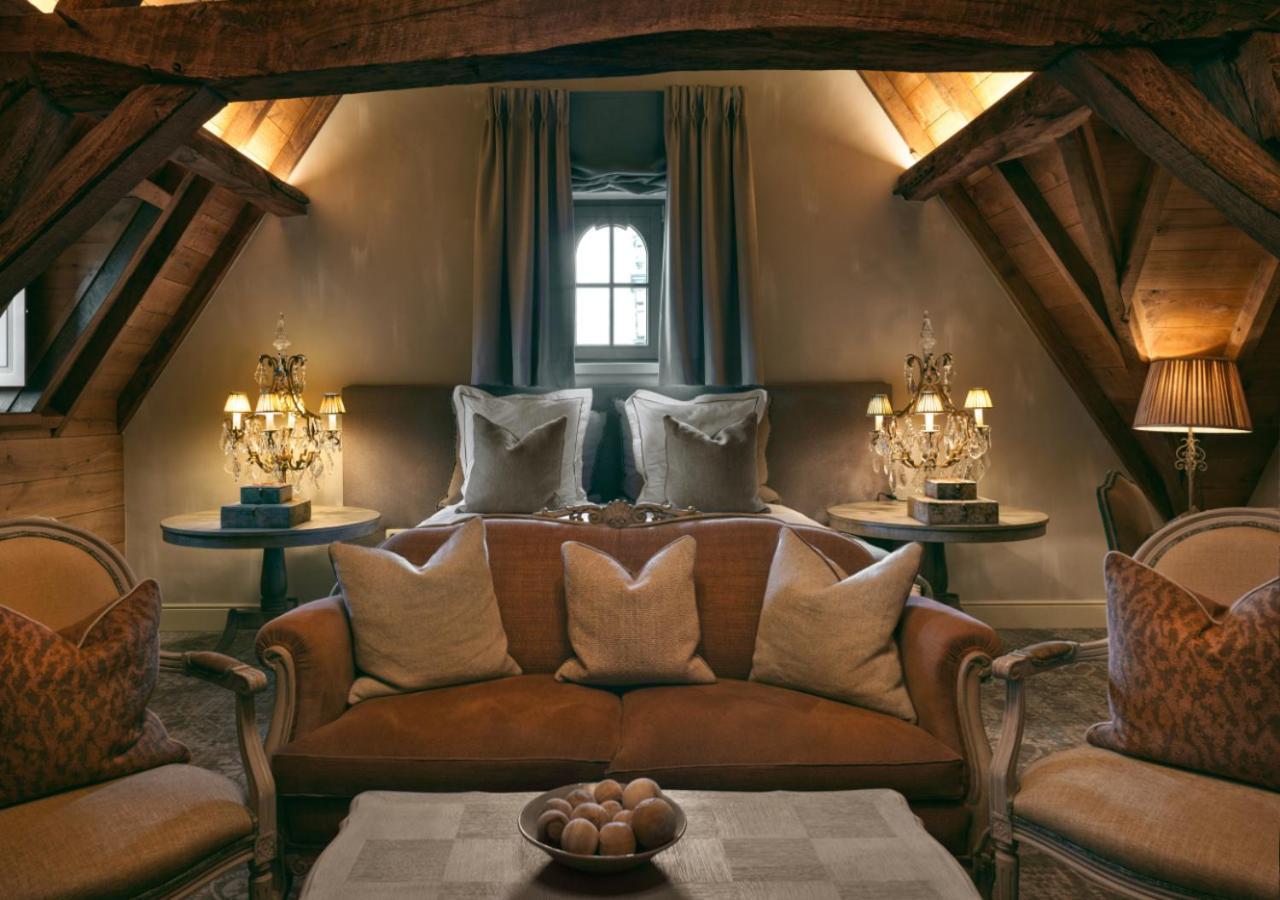 Executive Suite,1717188022:JPEG