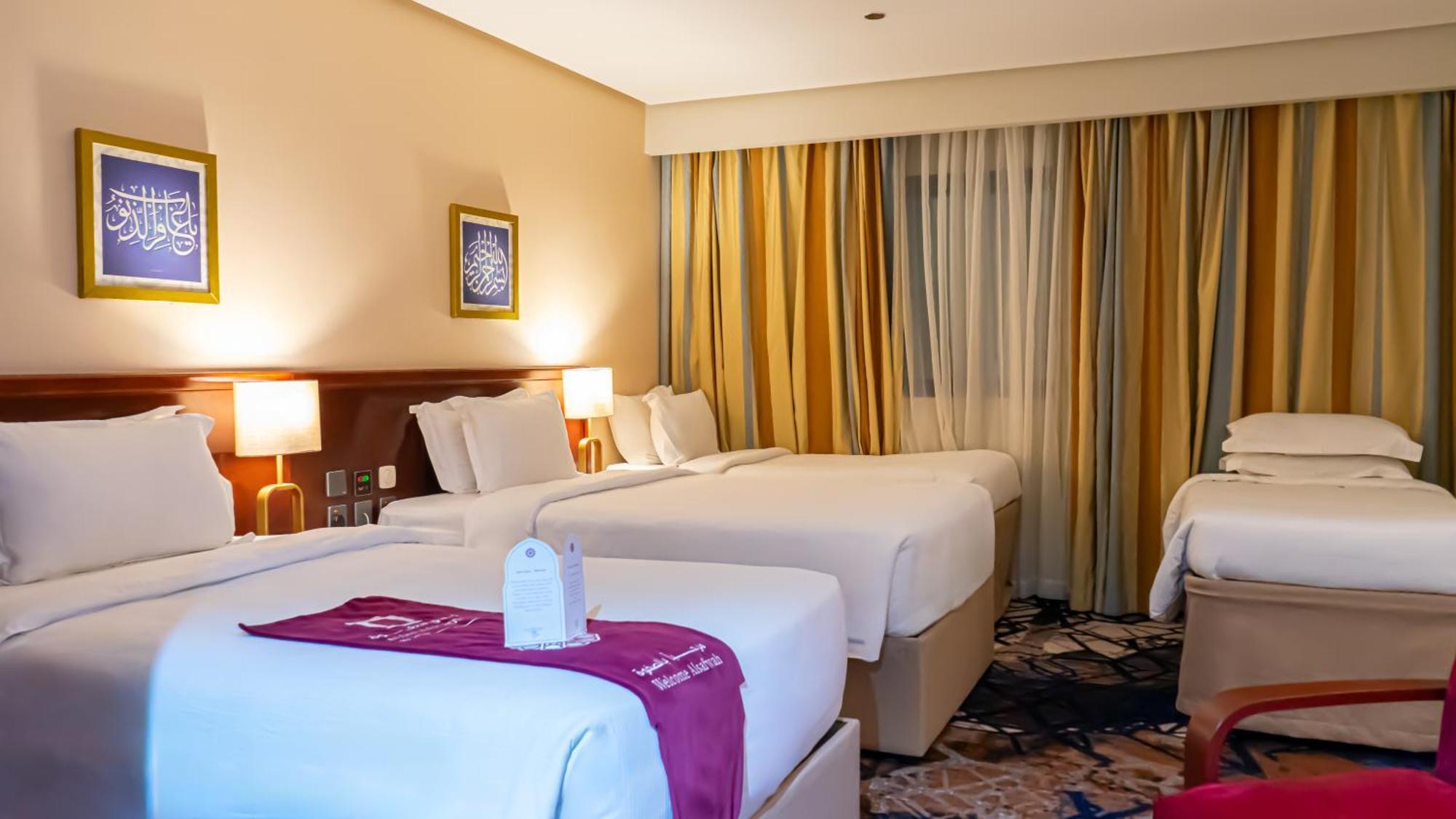 Deluxe Double or Twin Room City View