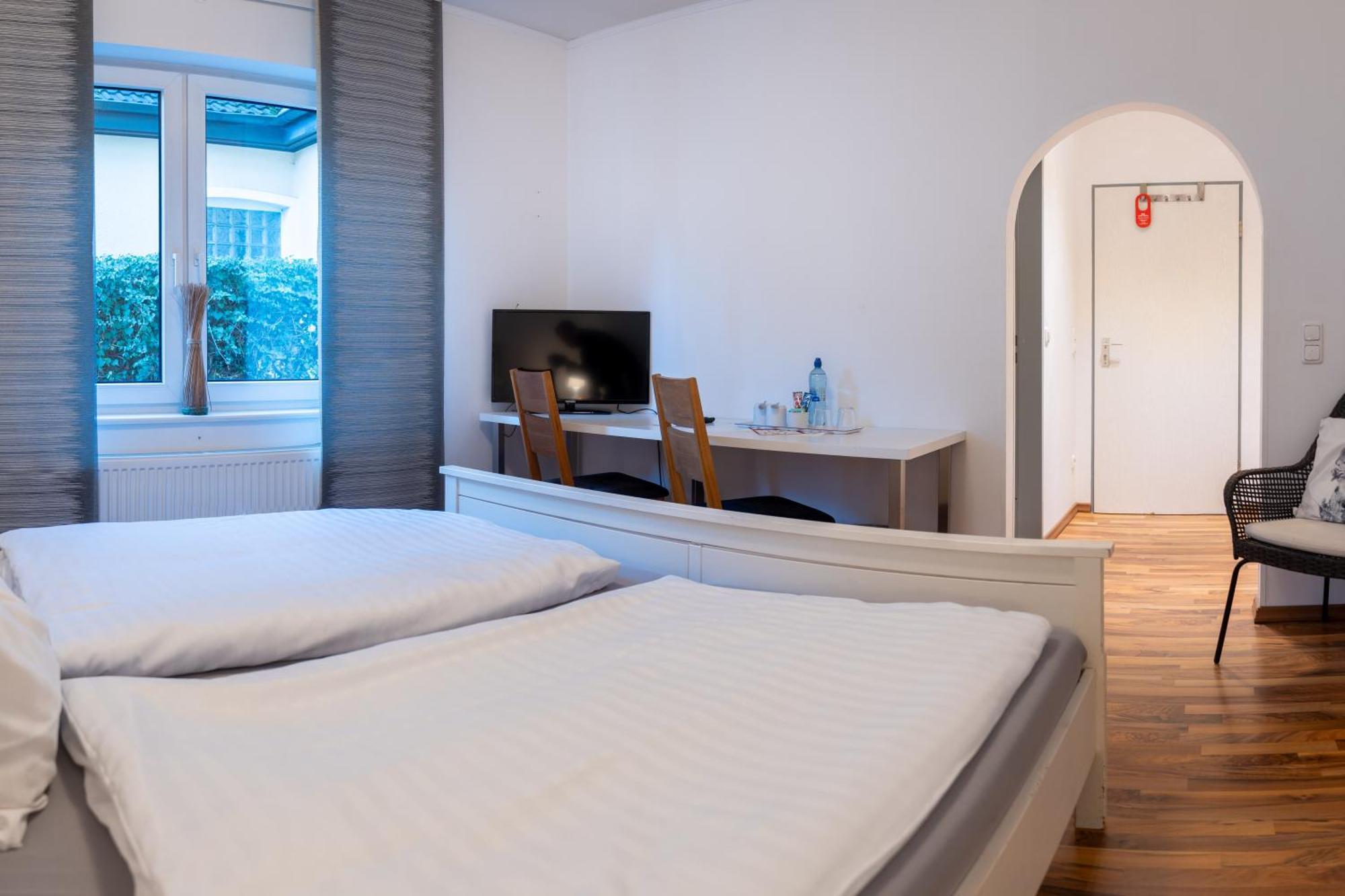 Double Room Private Bathroom