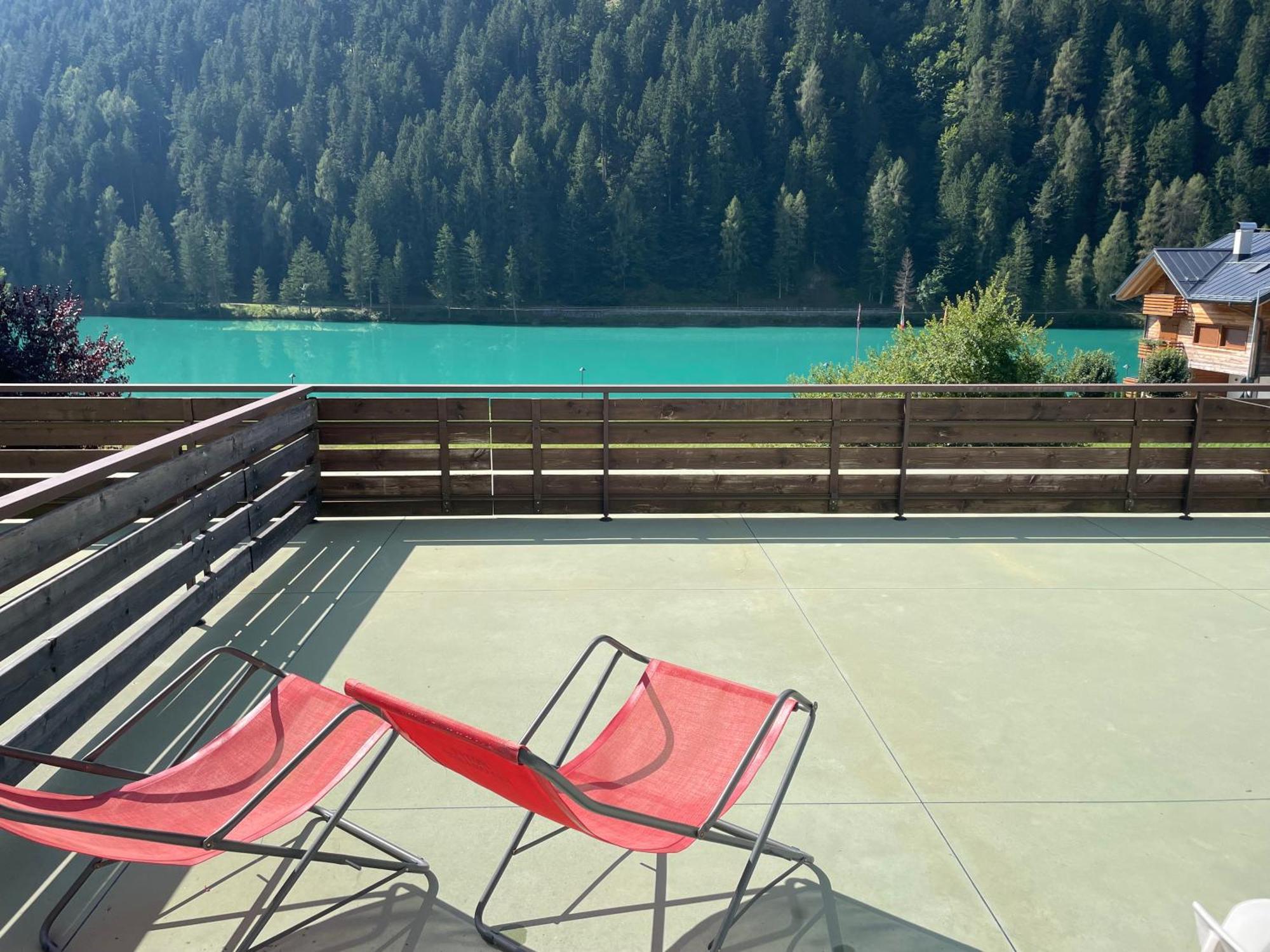 Superior Double or Twin Room Lake View
