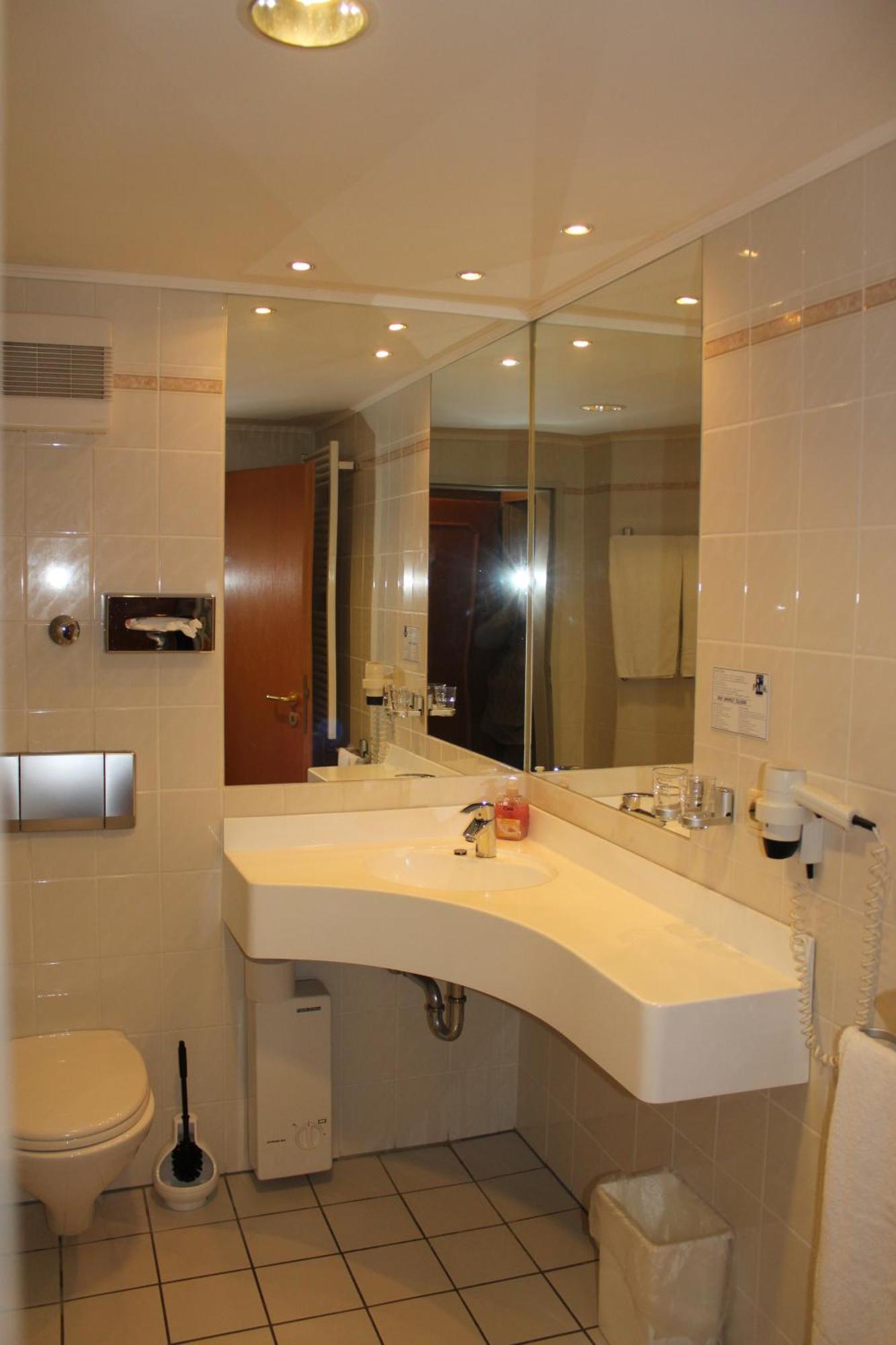 Economy Single Room