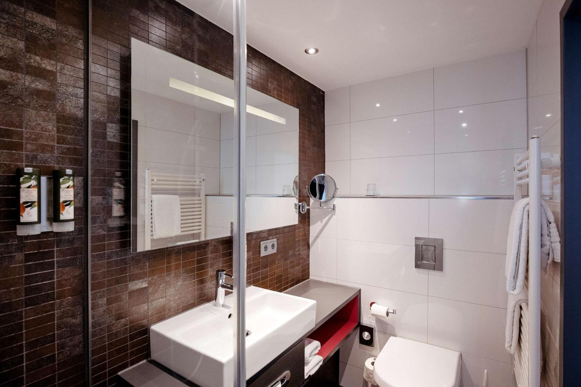Cosy Small Room