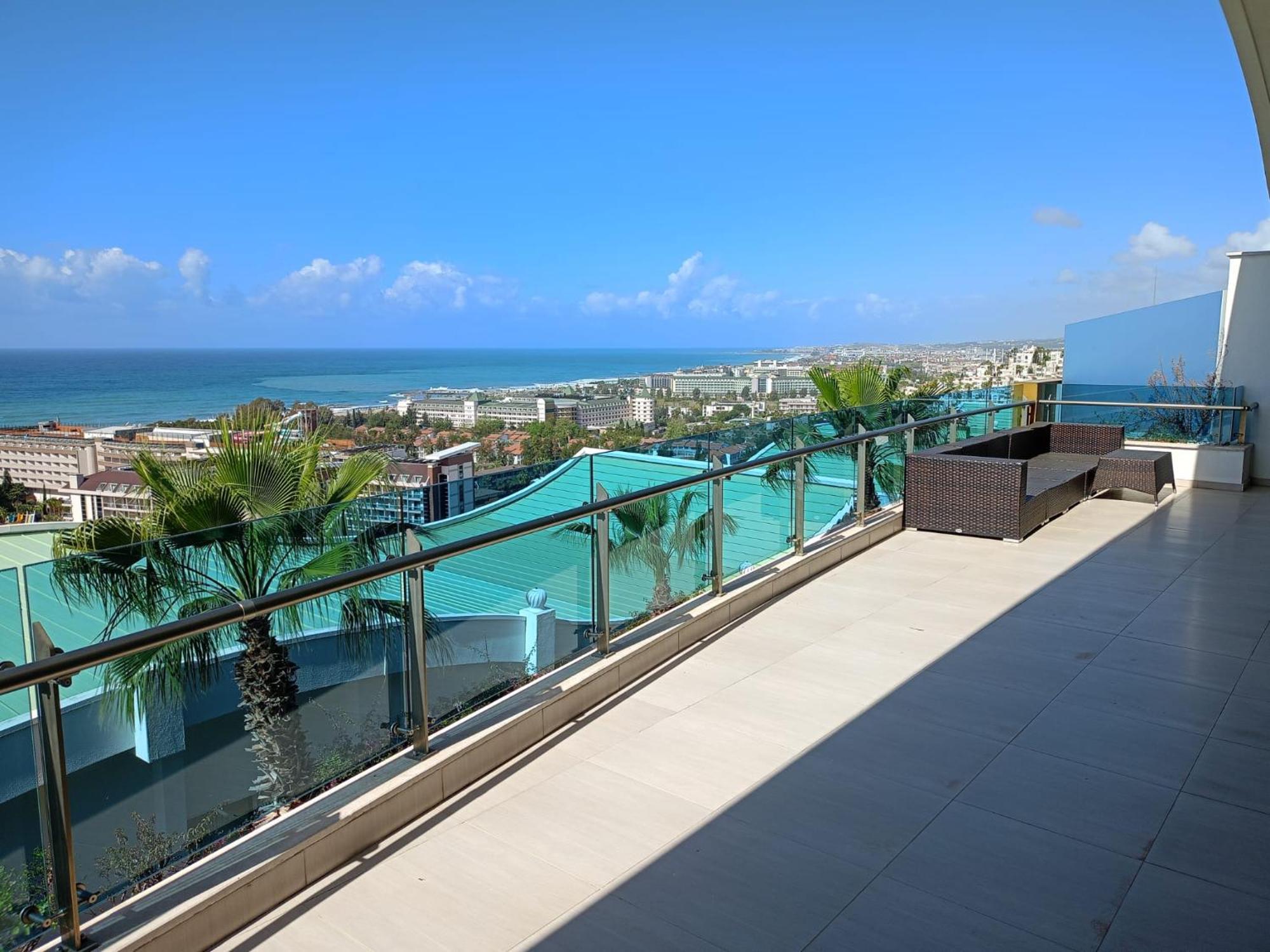 Three-Bedroom Apartment Sea View,1660341602:JPEG