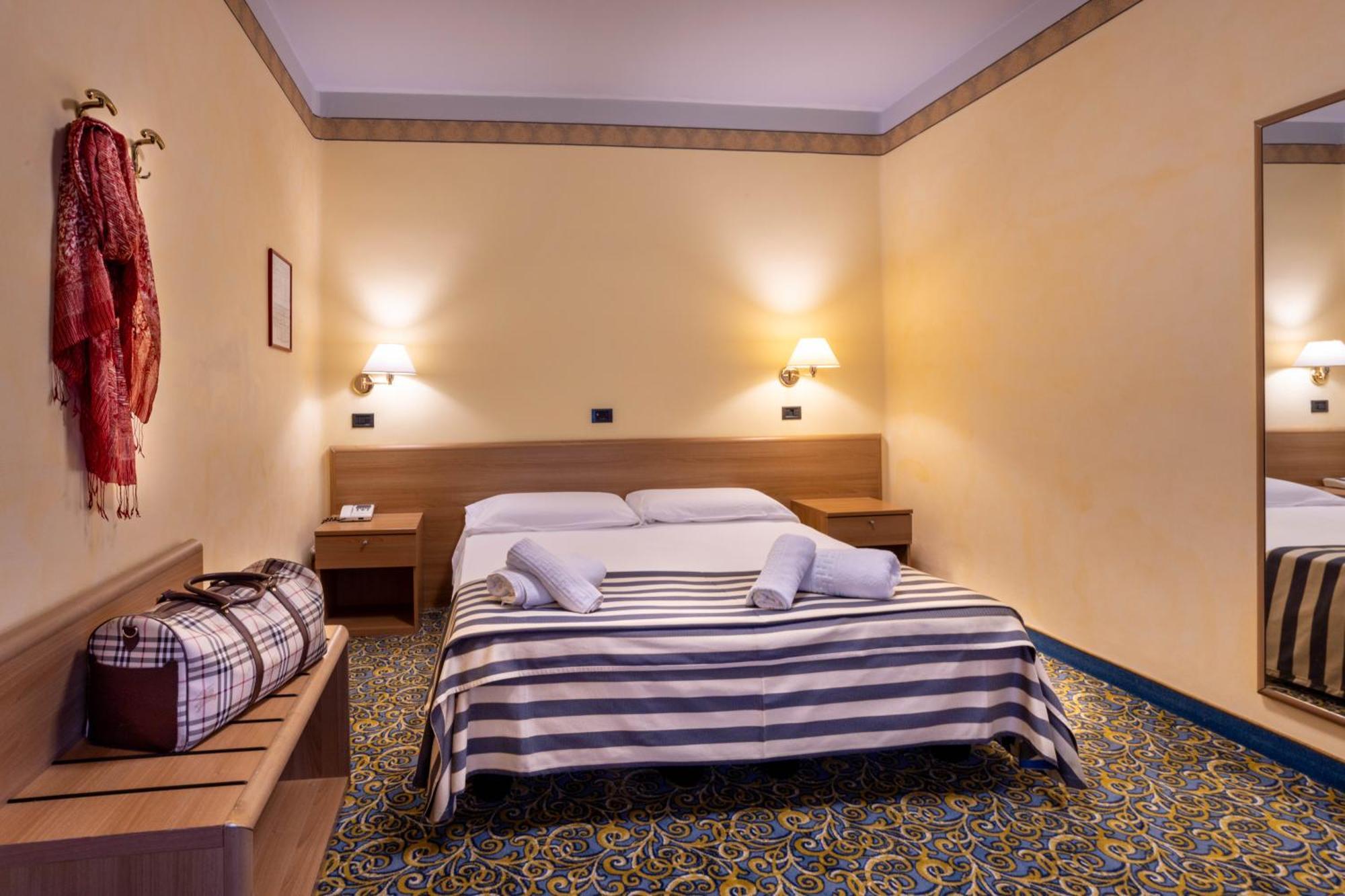 Double Room,1661113623:JPEG