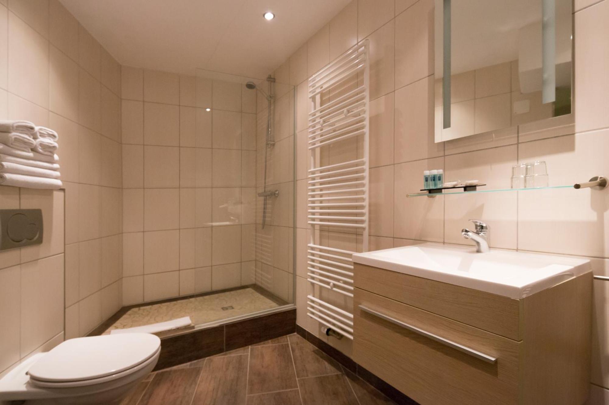 Standard Double Room,1765144984:JPEG