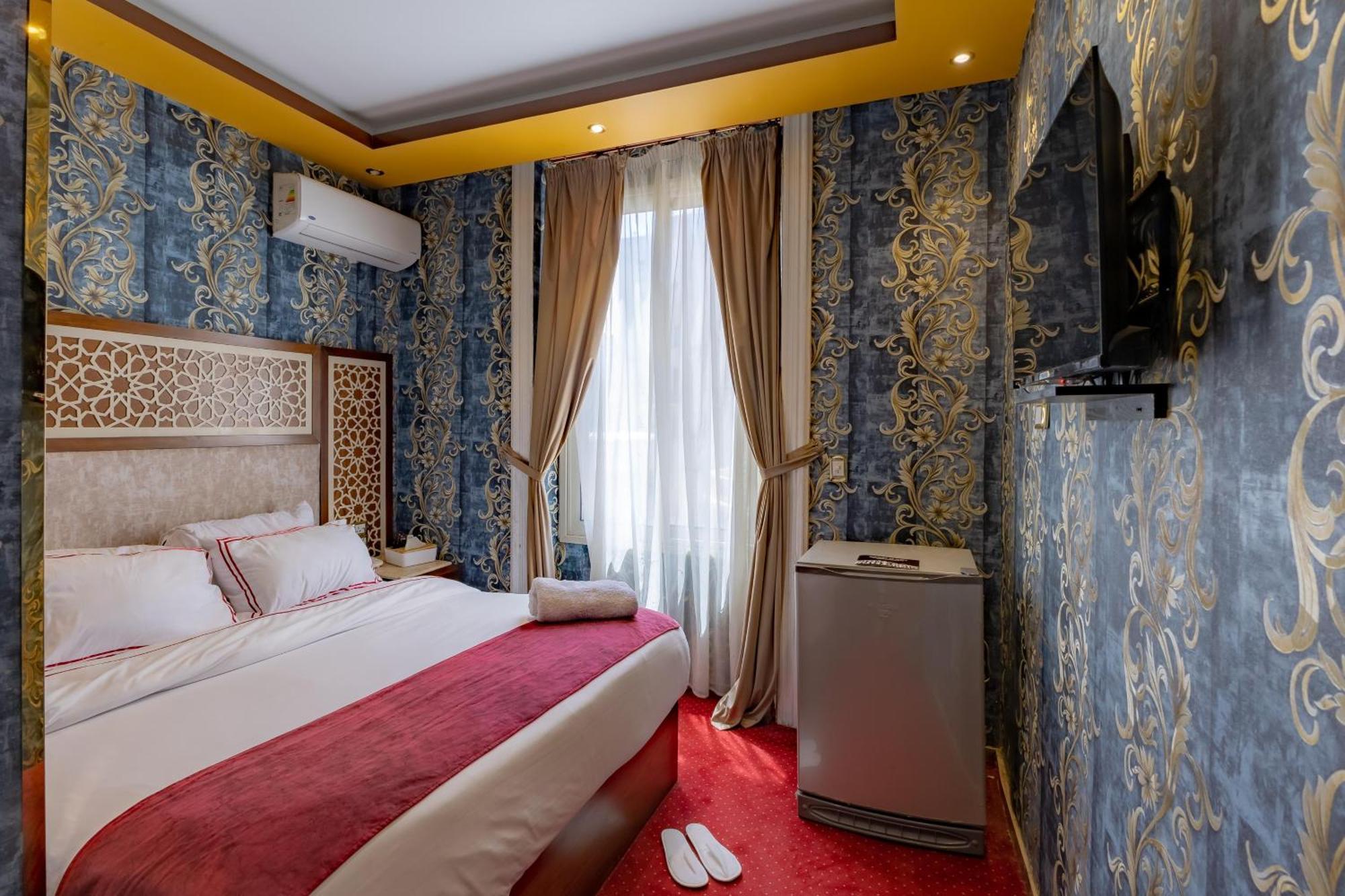Deluxe Single Room