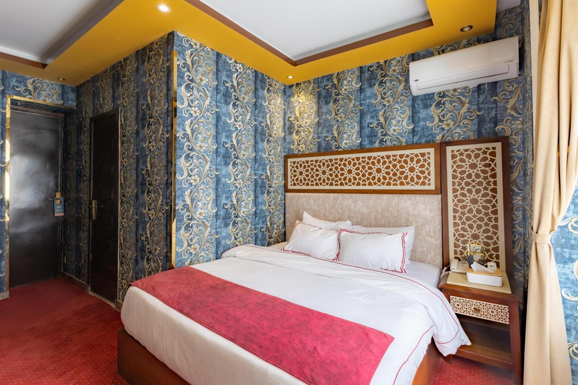 Deluxe Single Room