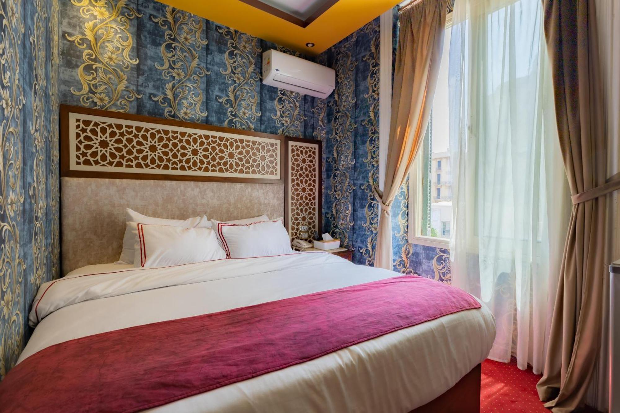 Deluxe Single Room