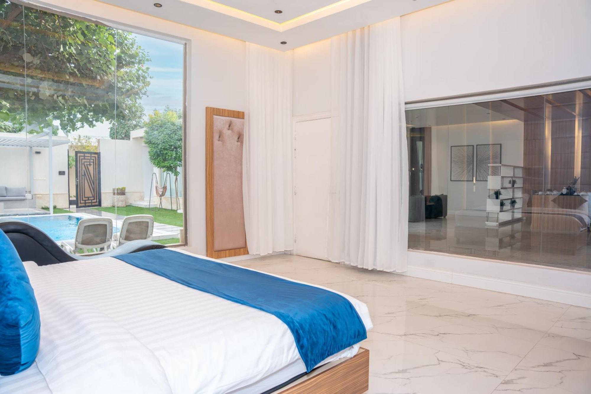 Superior Villa