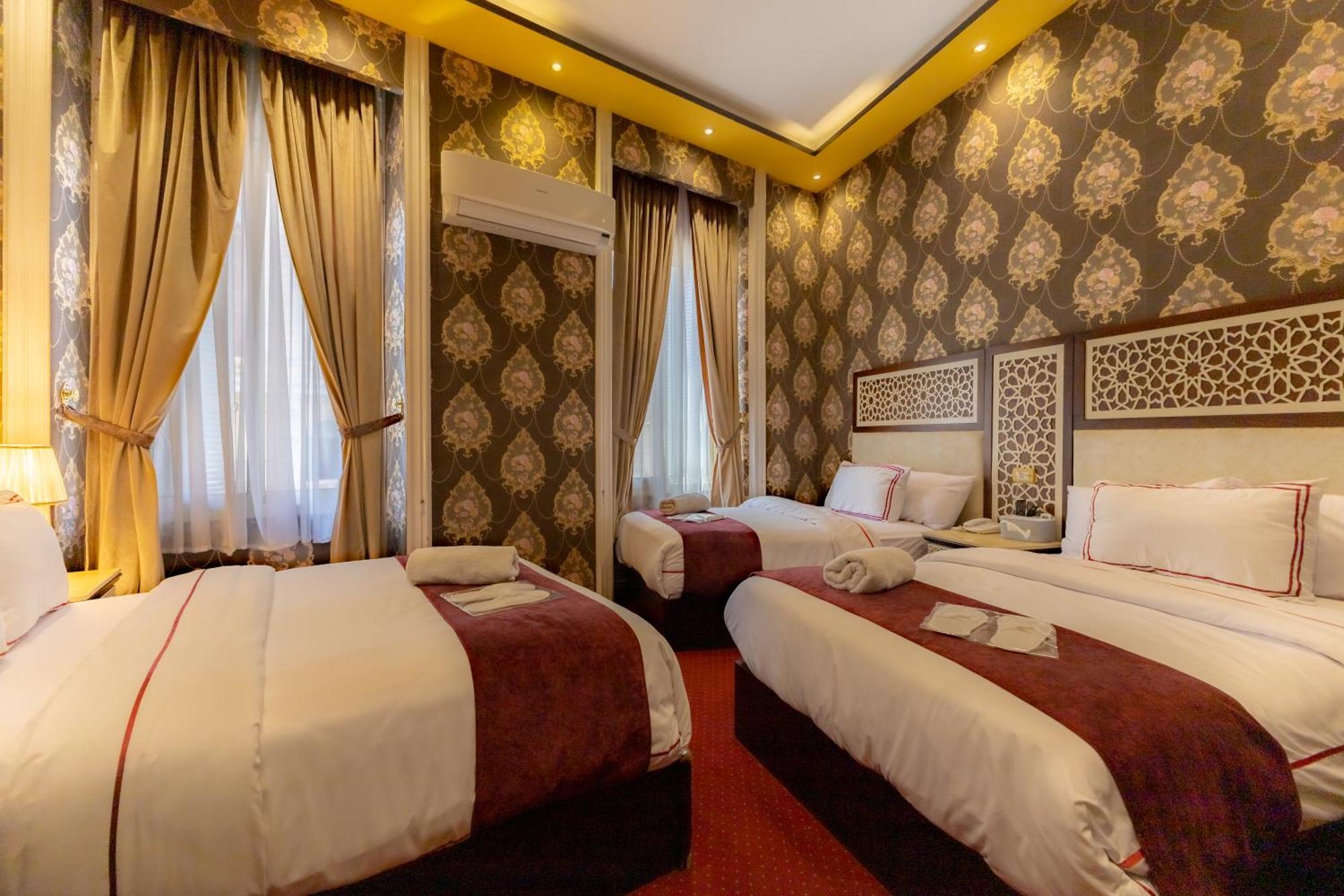 Deluxe Triple Room