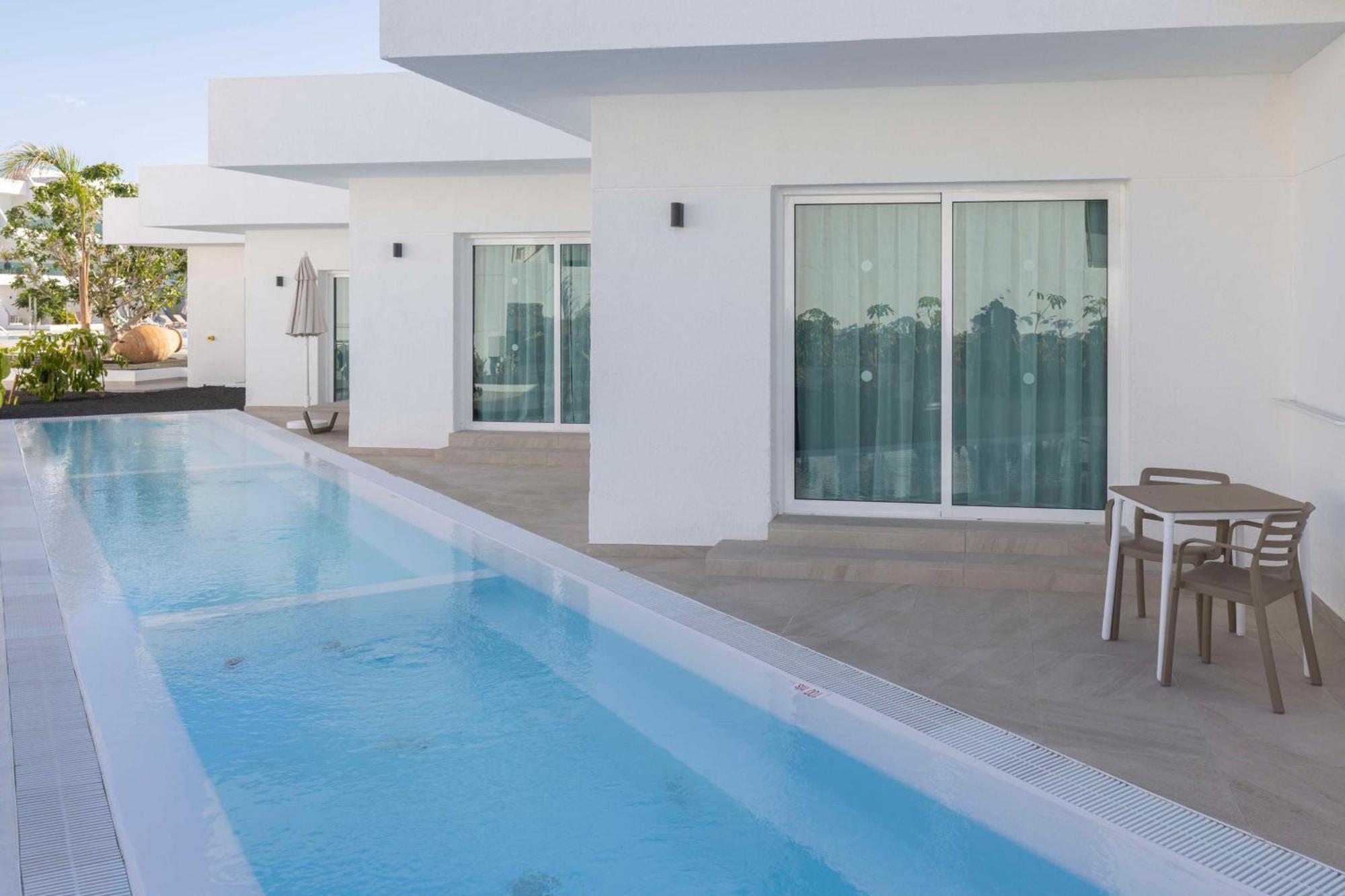 Suite Swim up