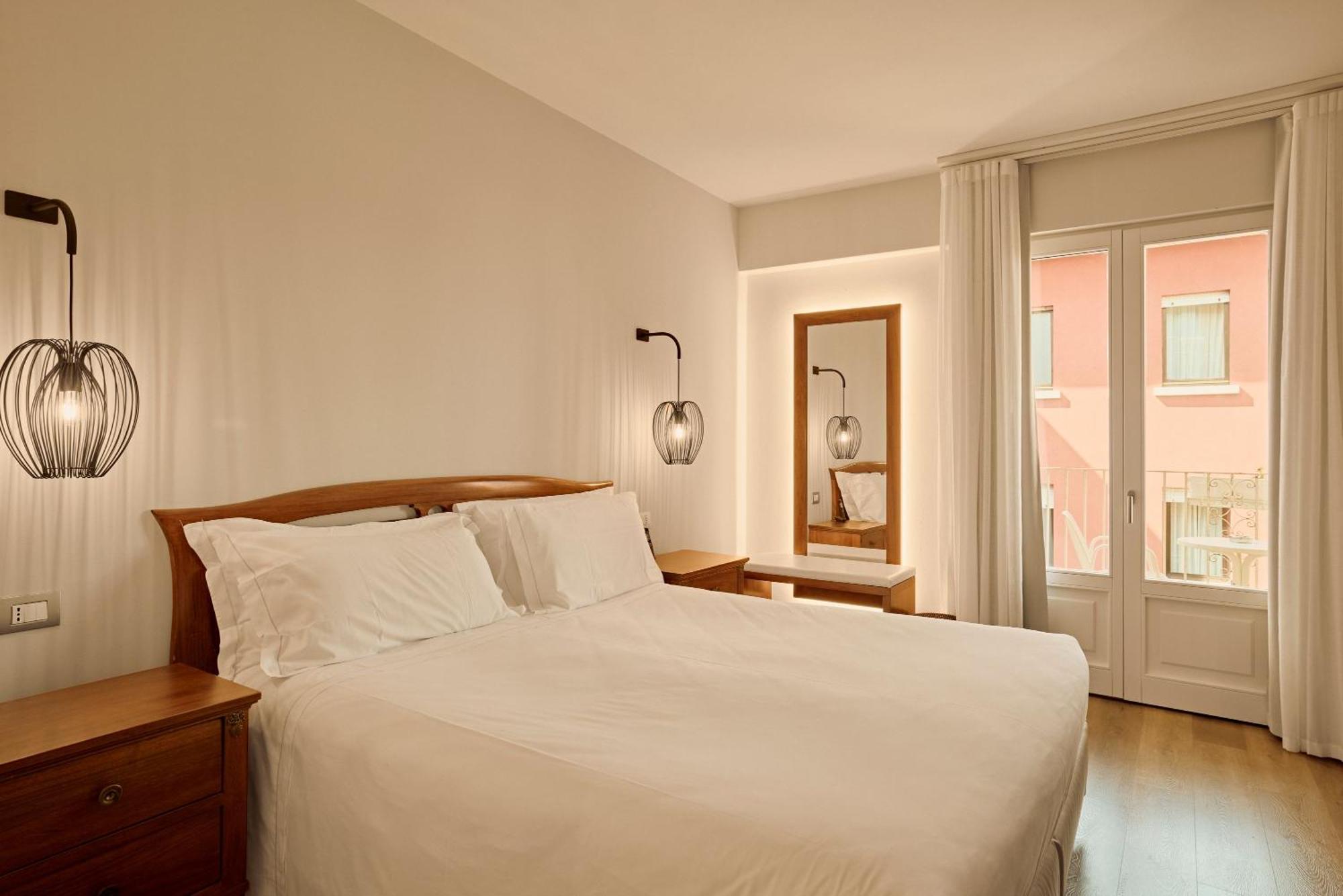 Deluxe Double Room Balcony