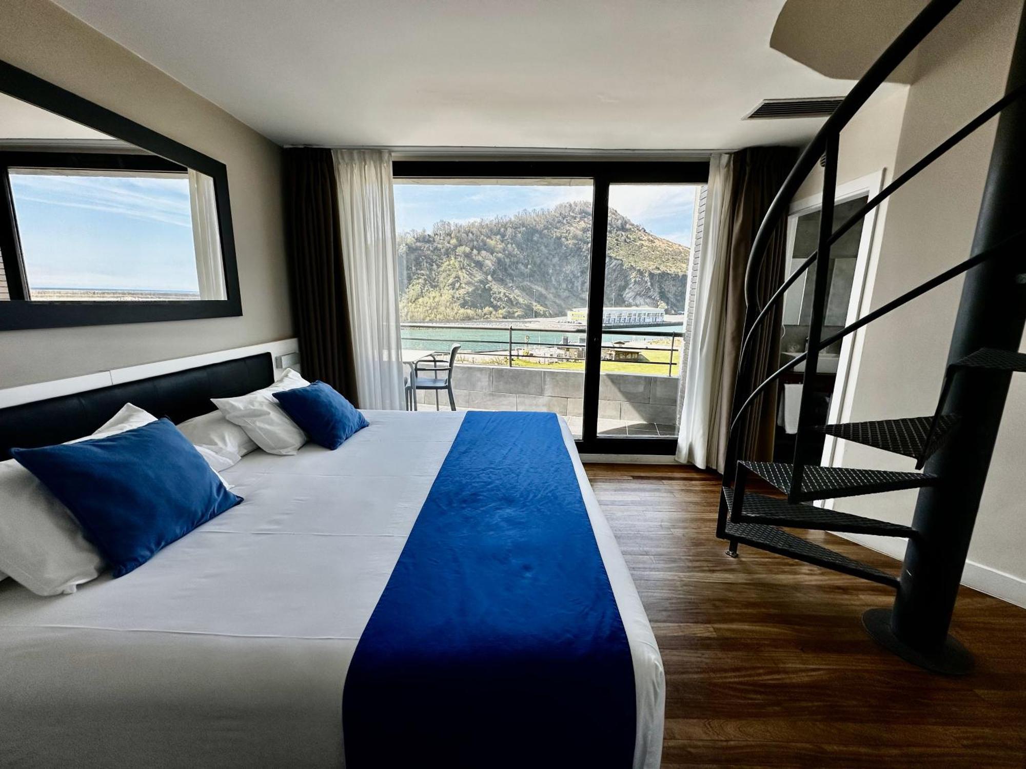 Duplex Suite Spa Access