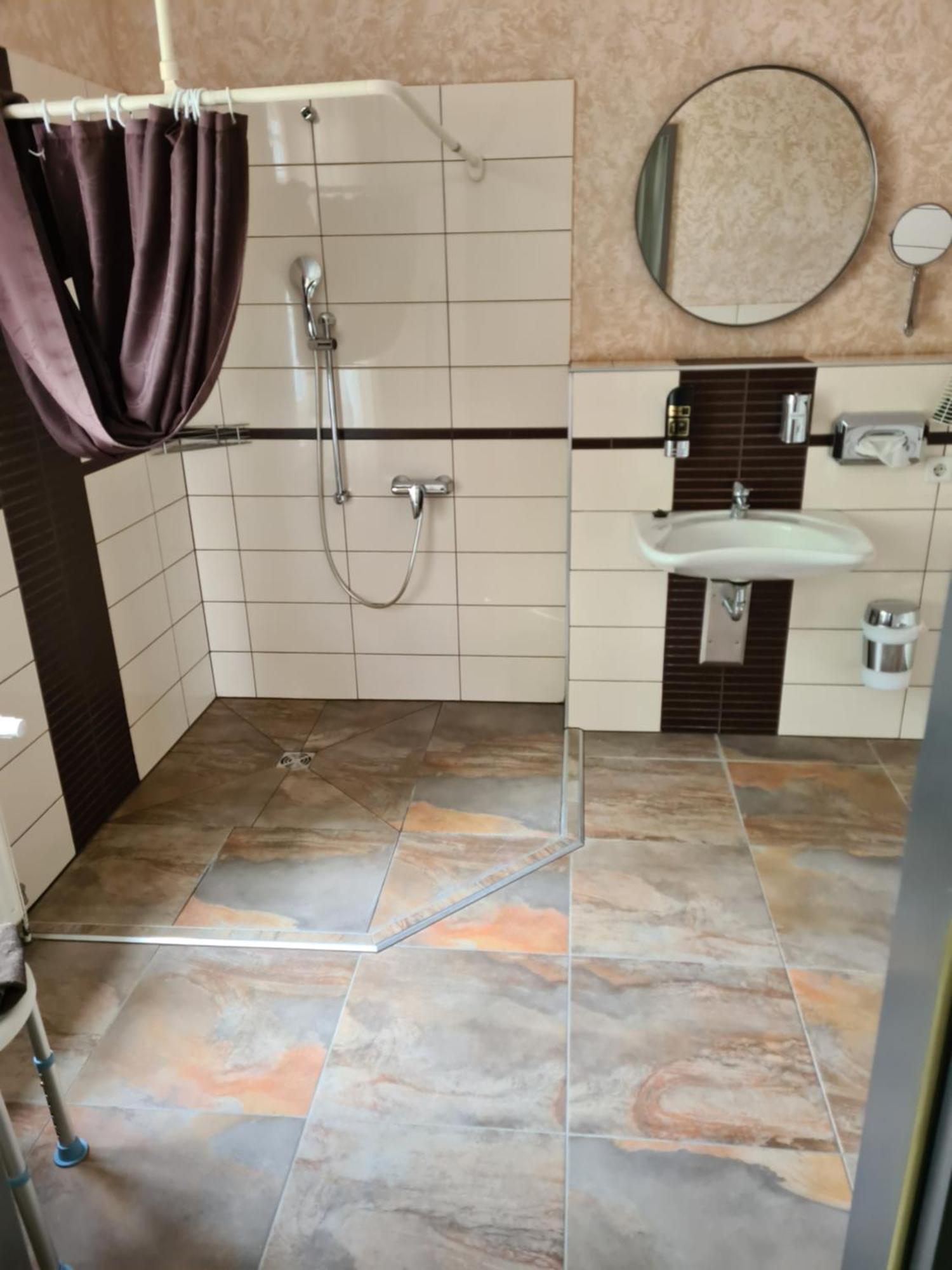 Triple Room Disability Access,1670580697:JPEG