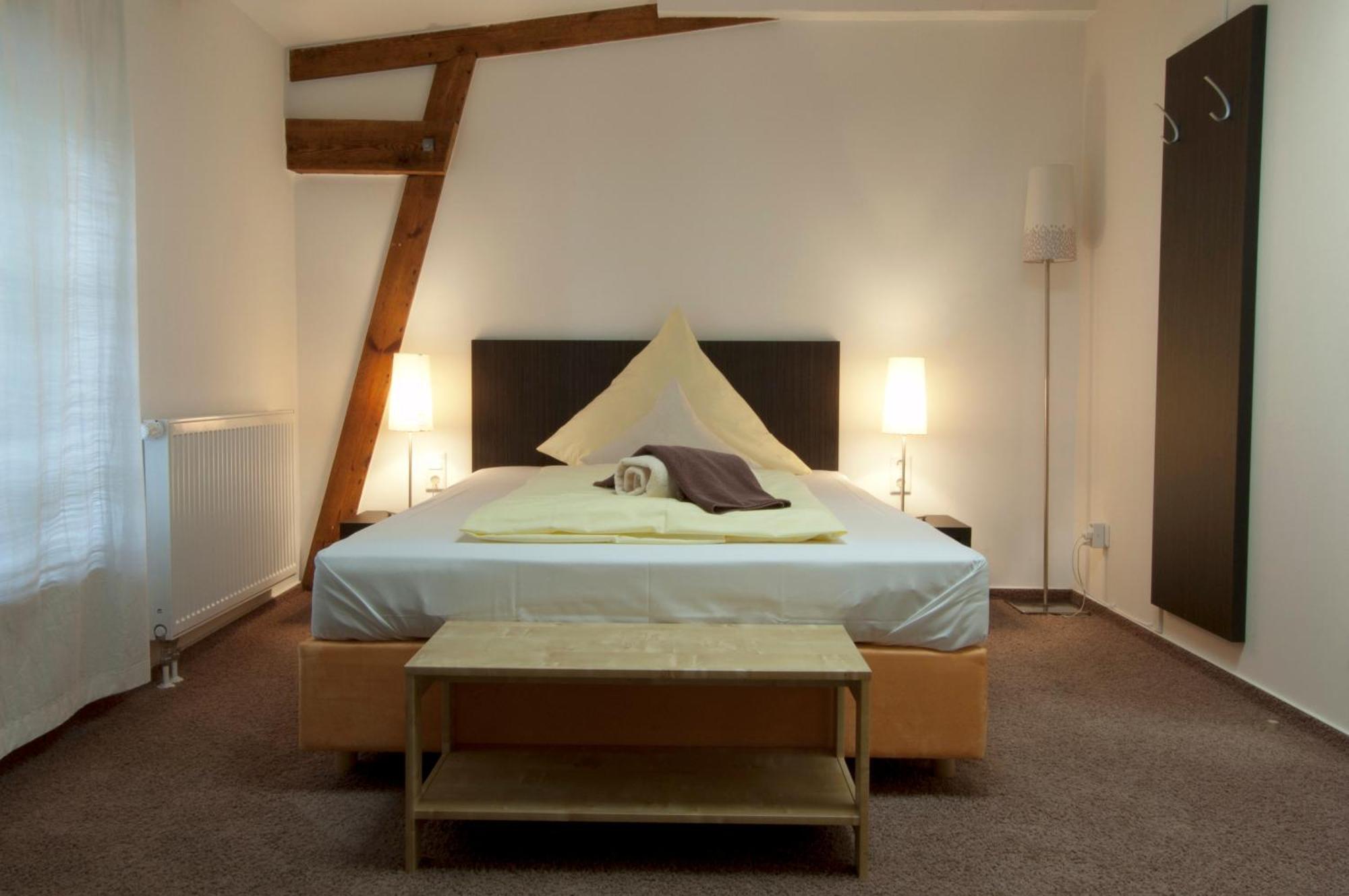 Double Room,1670580621:JPEG