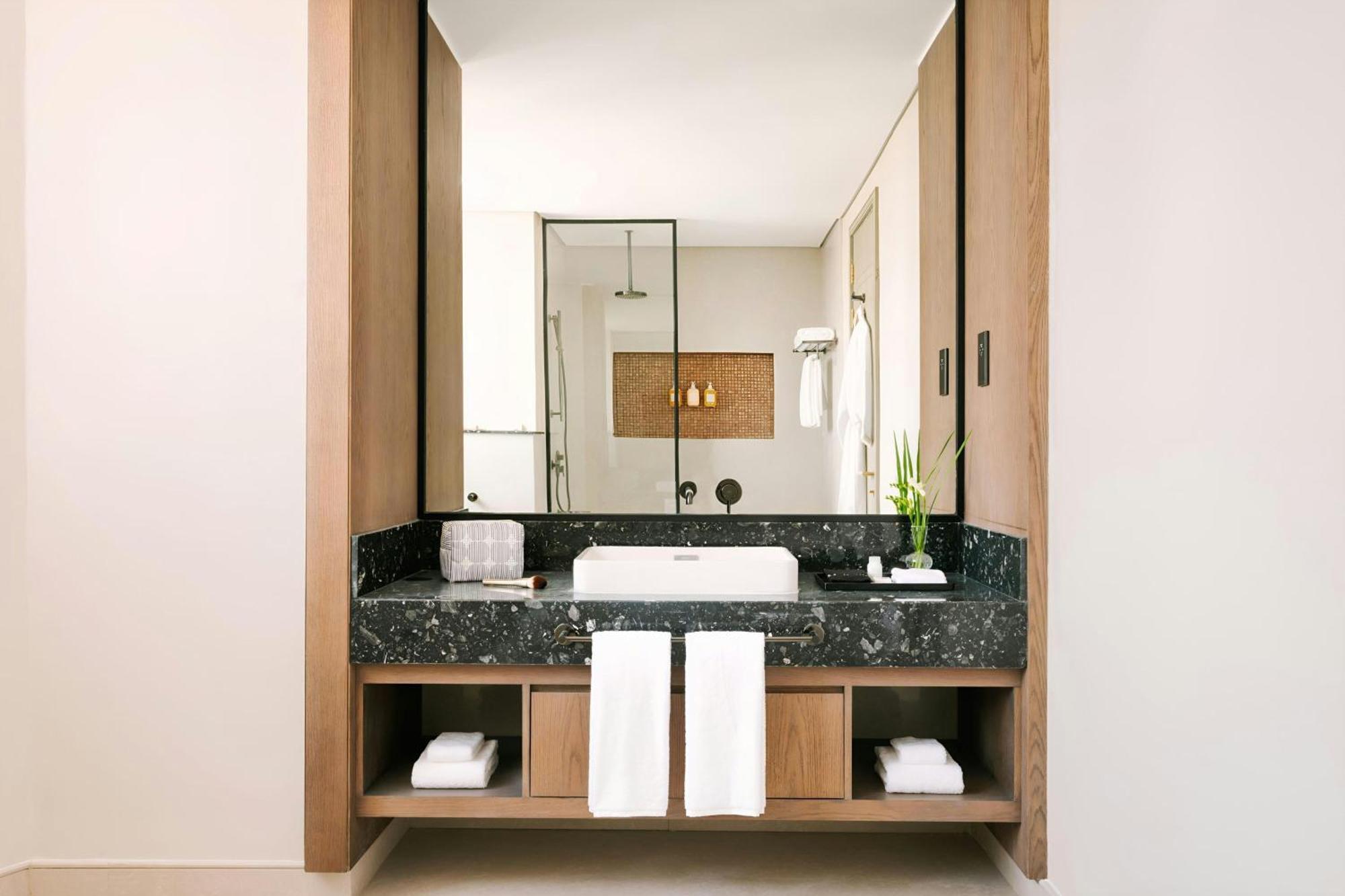 Burj Khalifa Suite 1BDR