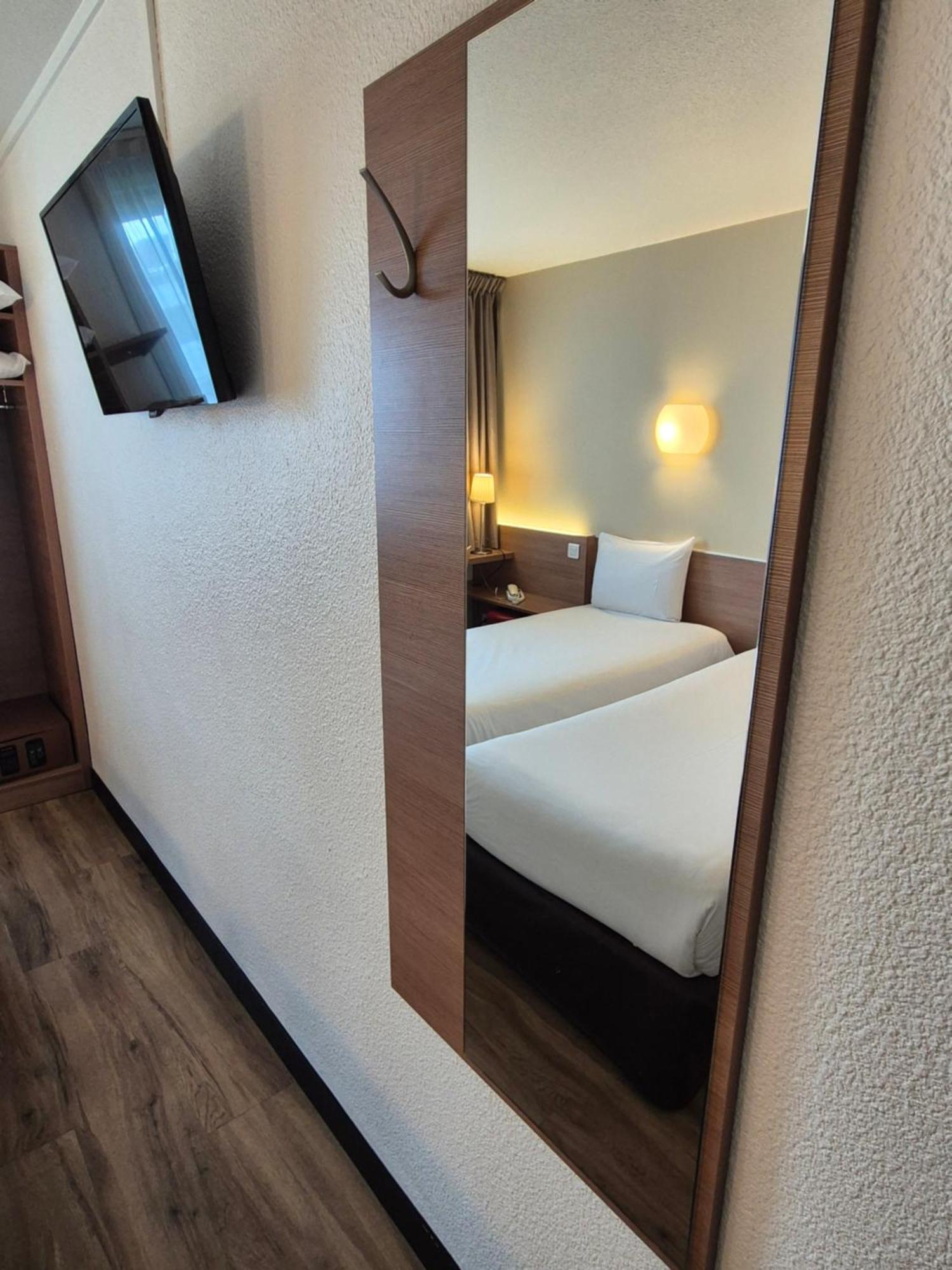 Twin Room,1300590460:JPEG