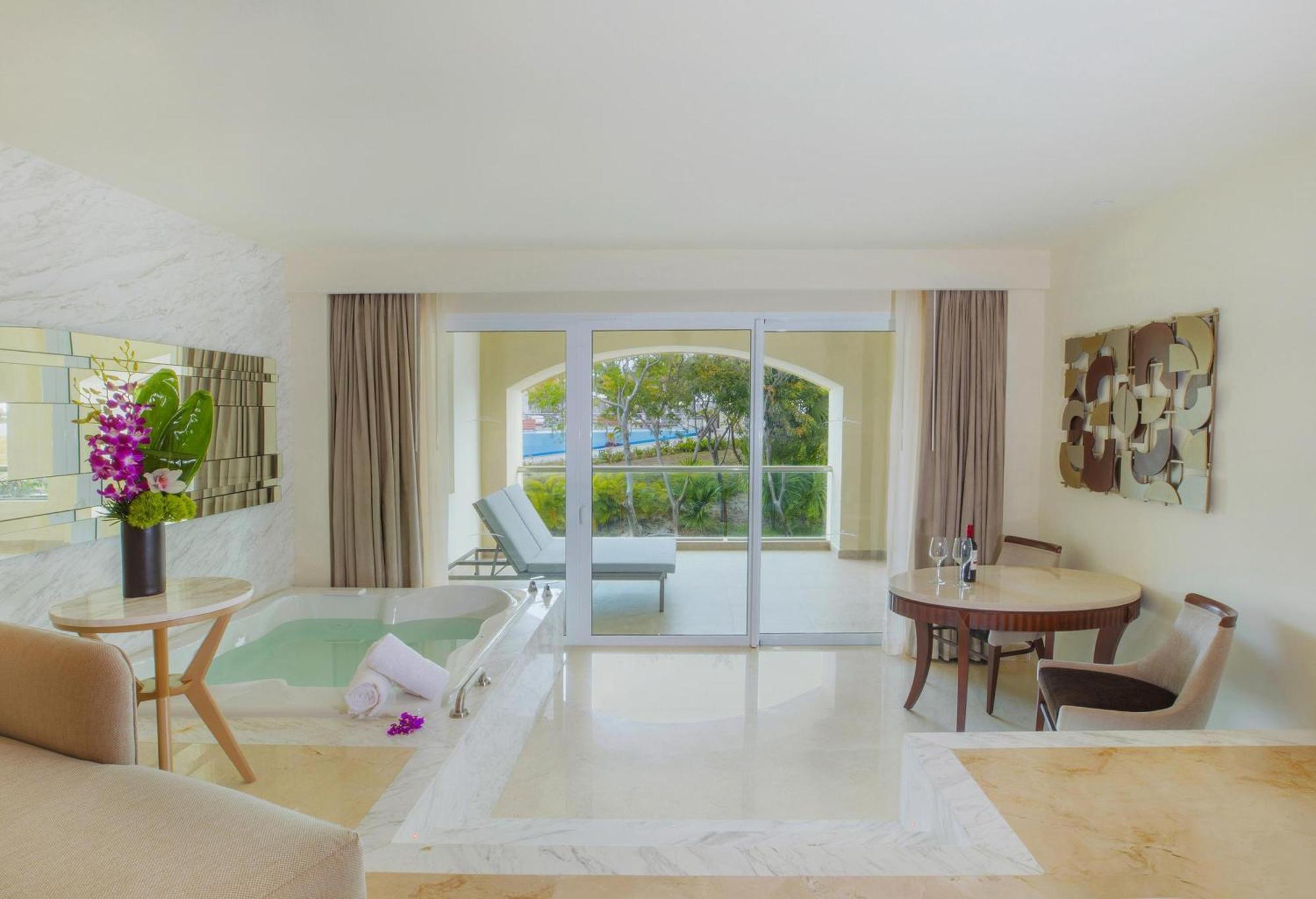 Grand Governor Suite - King Size Bed,1672606927:JPEG