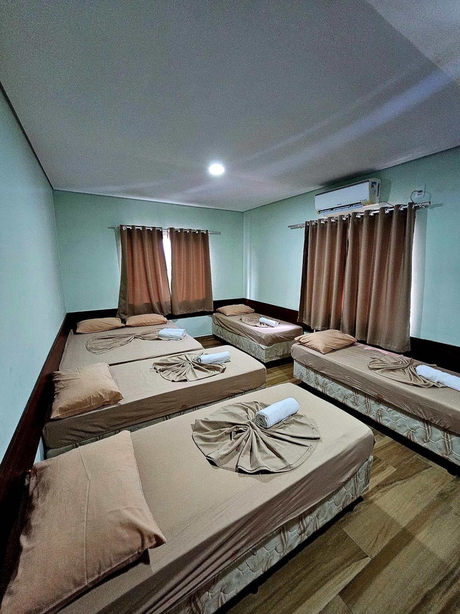 Family Room,1689879060:JPEG
