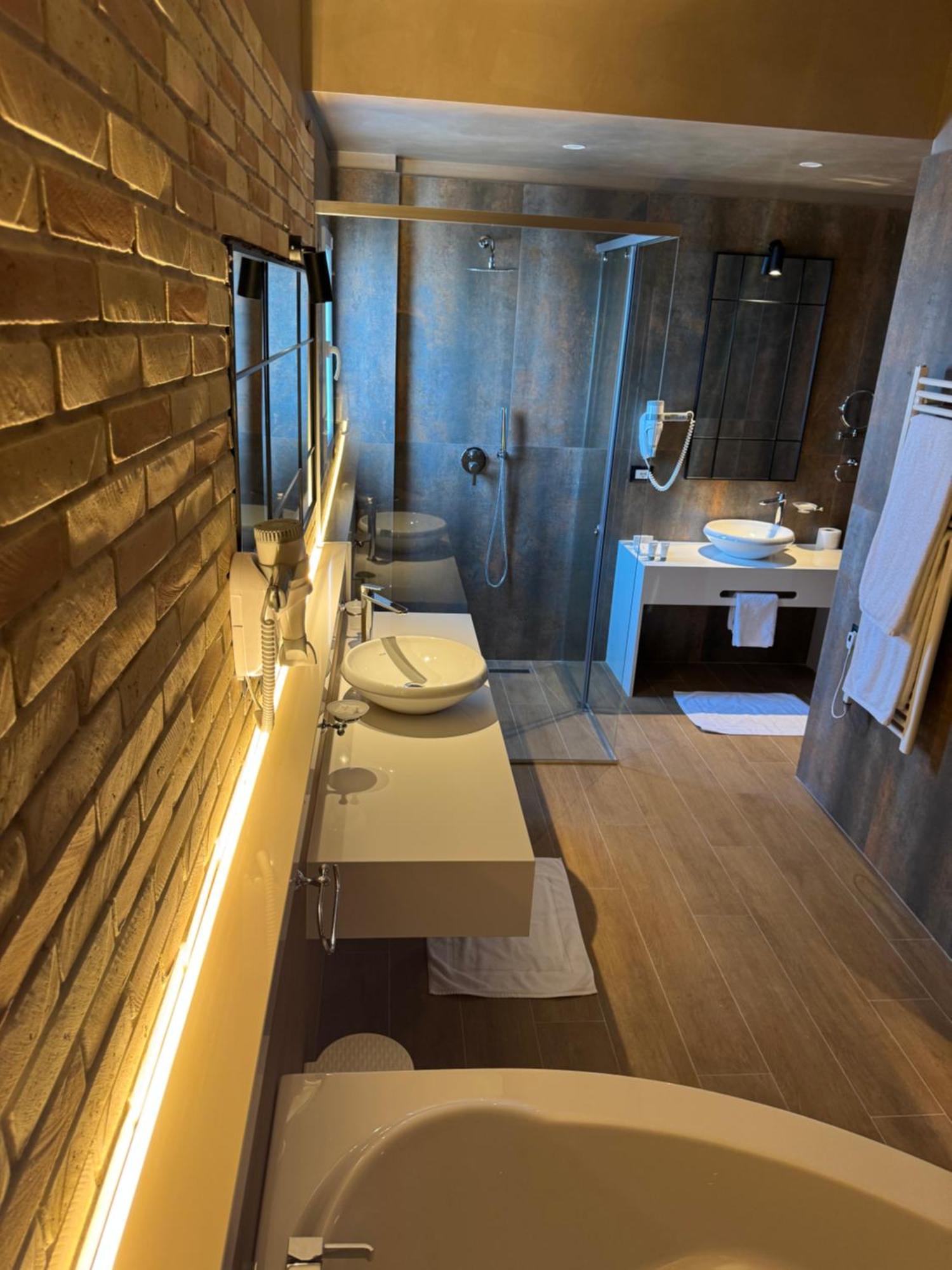 Suite Hot Tub