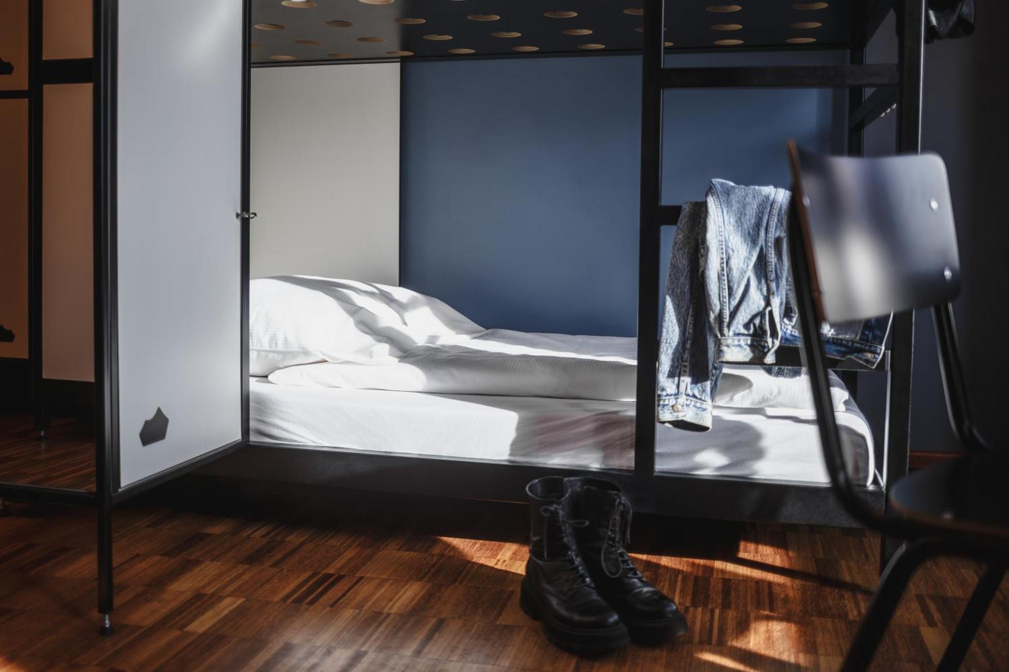 Bed 10-Bed Mixed Dormitory Room