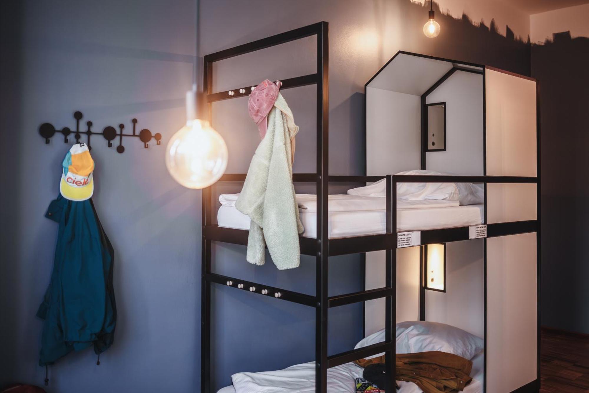 Bed 10-Bed Mixed Dormitory Room