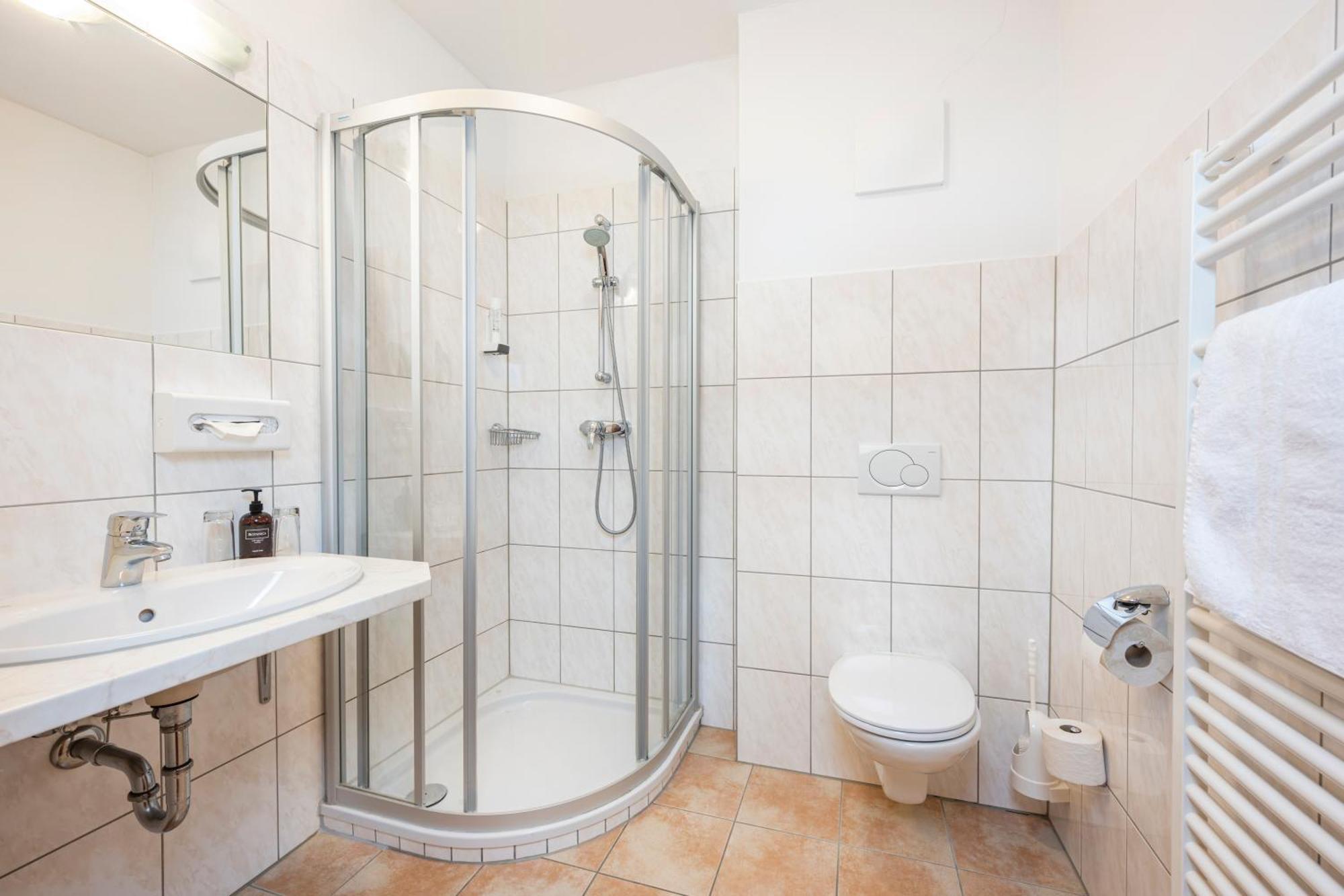 Standard Double Room,1681749126:JPEG