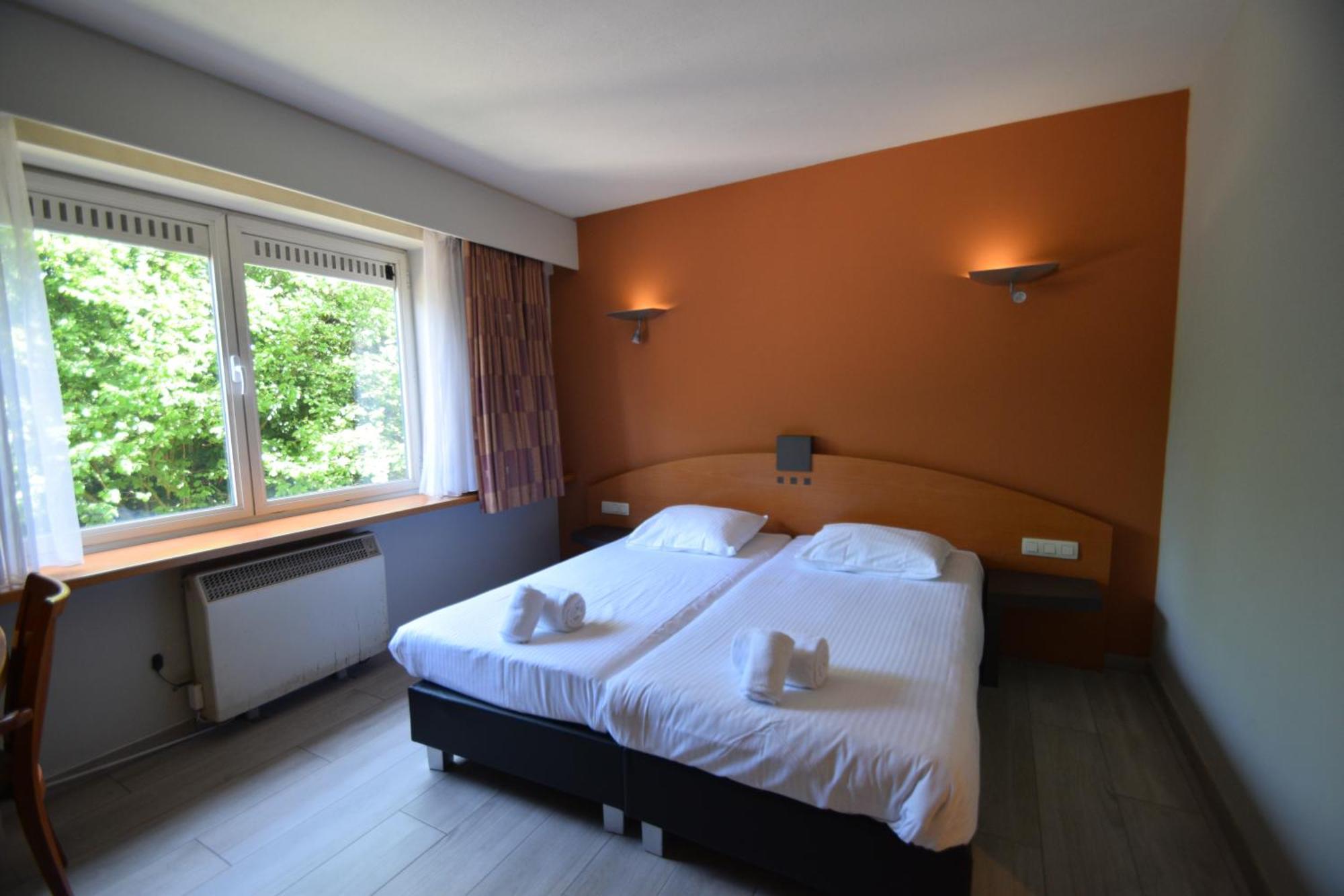 Budget Twin Room,1682930170:JPEG