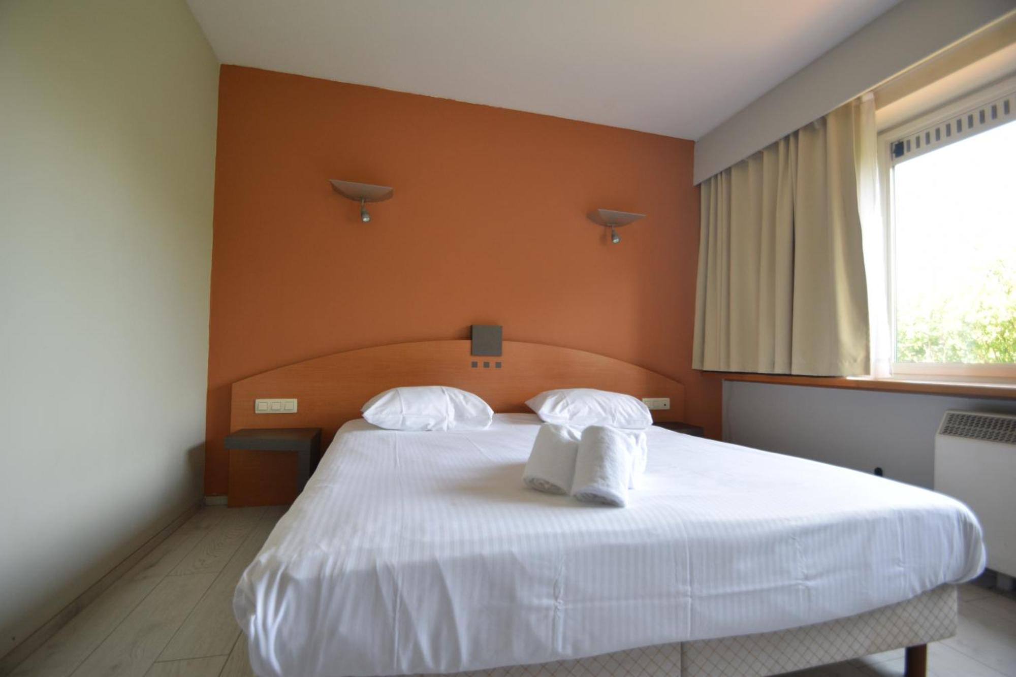 Executive Room Twin daily cleaning,1682930219:JPEG