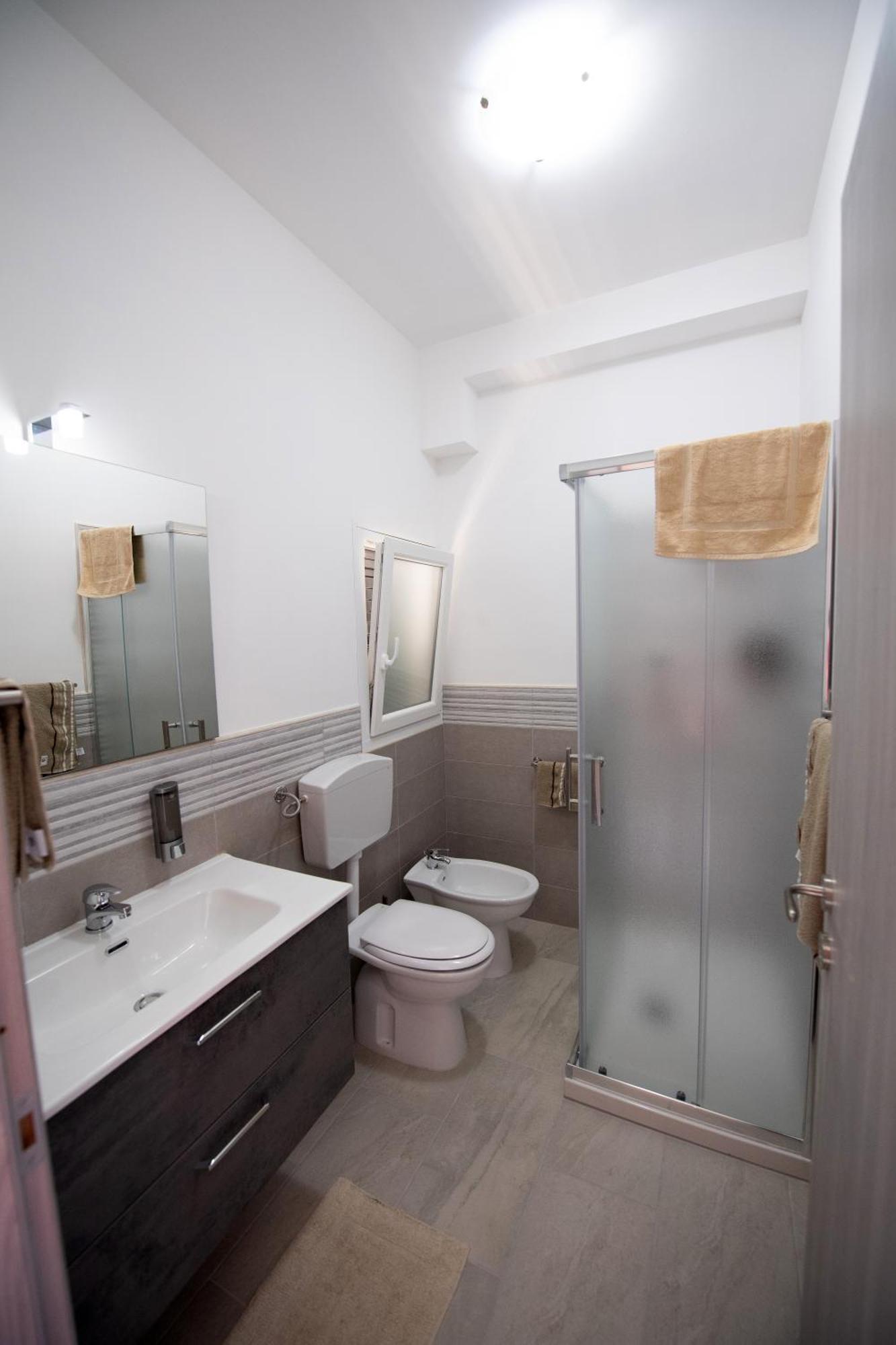 Deluxe Apartment,1682977717:JPEG