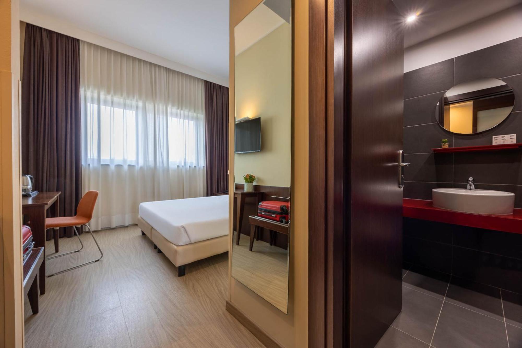 Classic Double Room