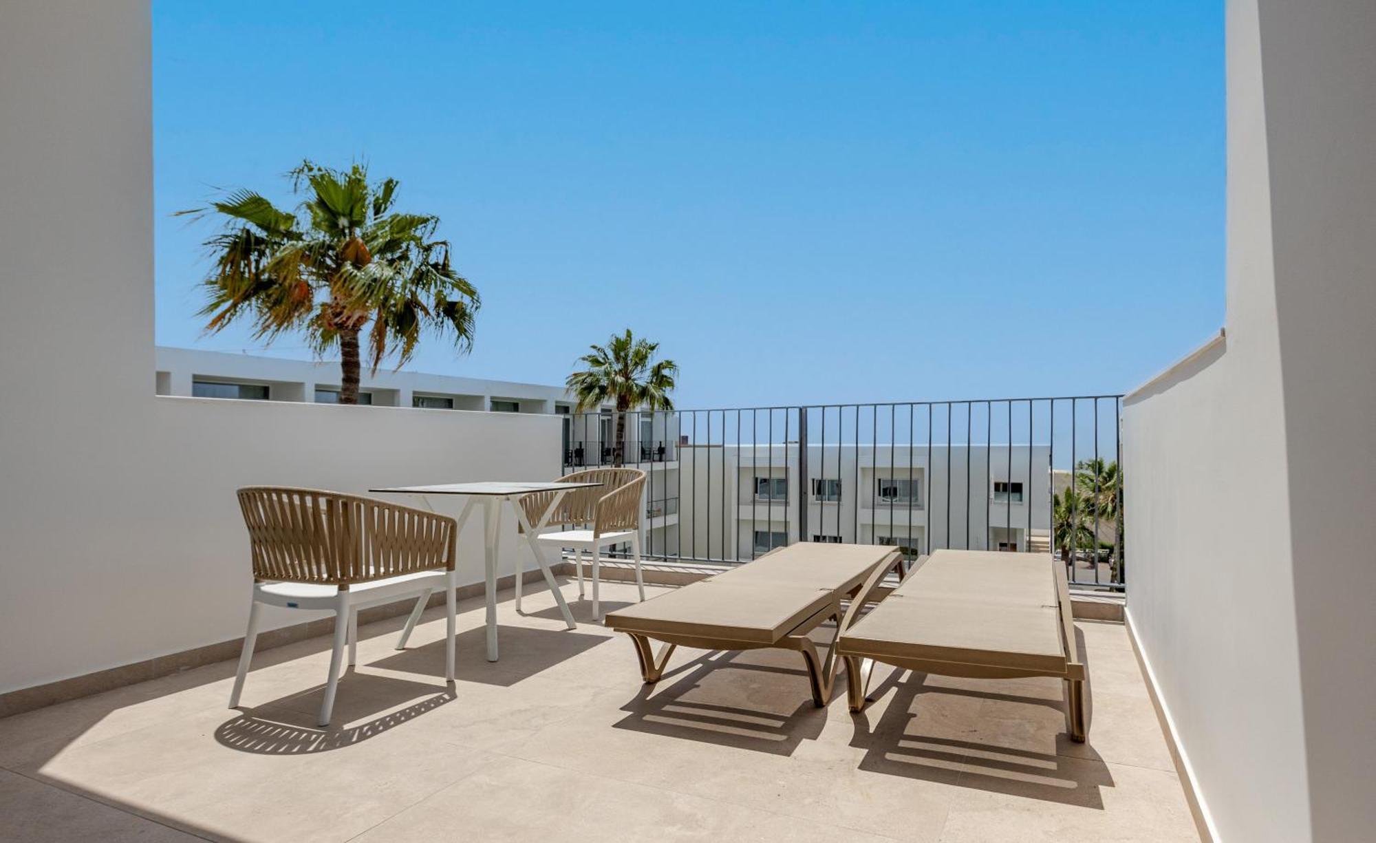 Premium Pool View,1687461264:JPEG