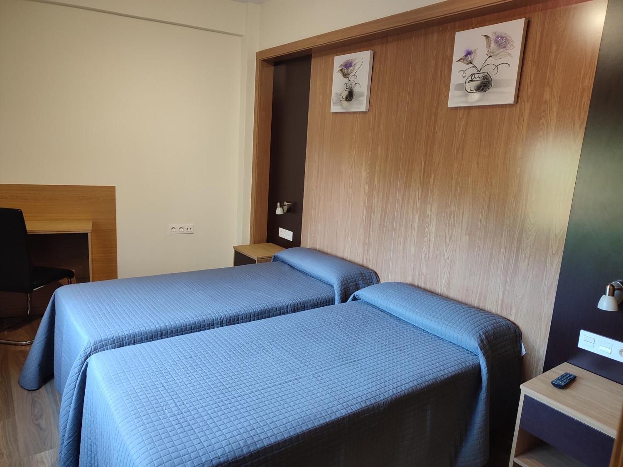 Quadruple Room Private Bathroom