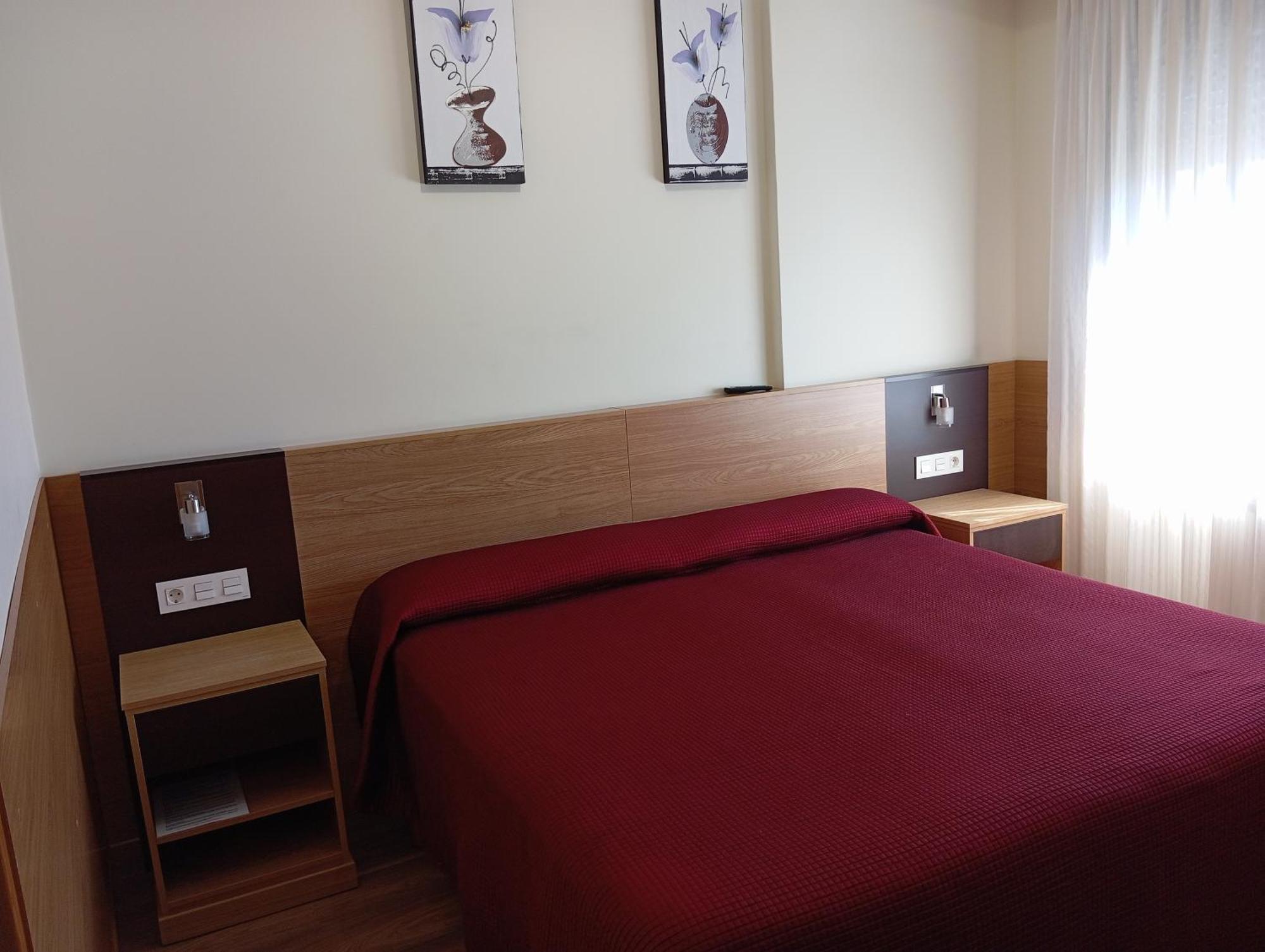 Double Room Private Bathroom