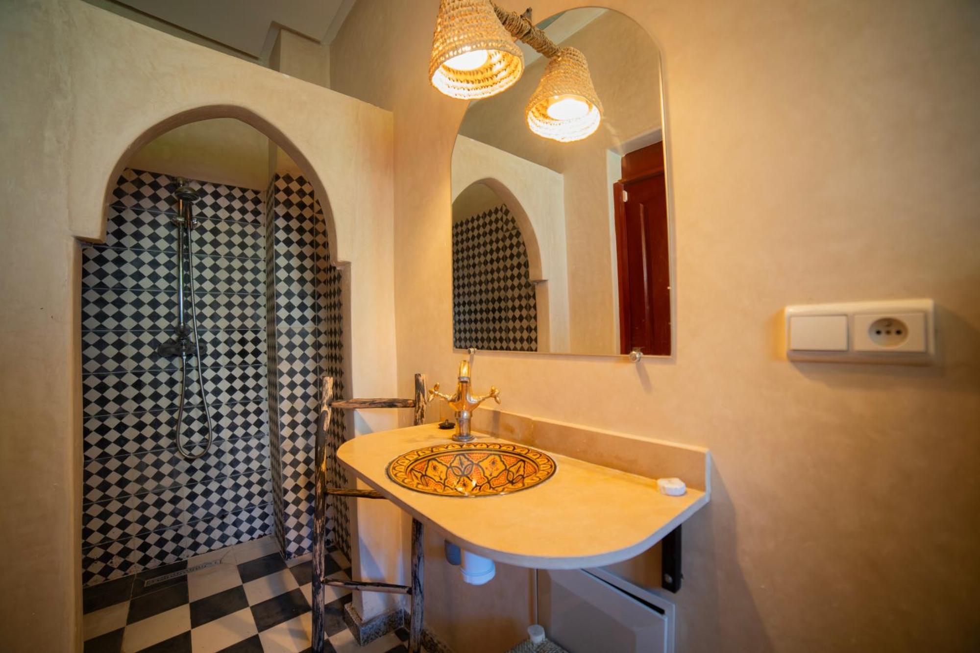 Deluxe Quadruple Room,1698312353:JPEG