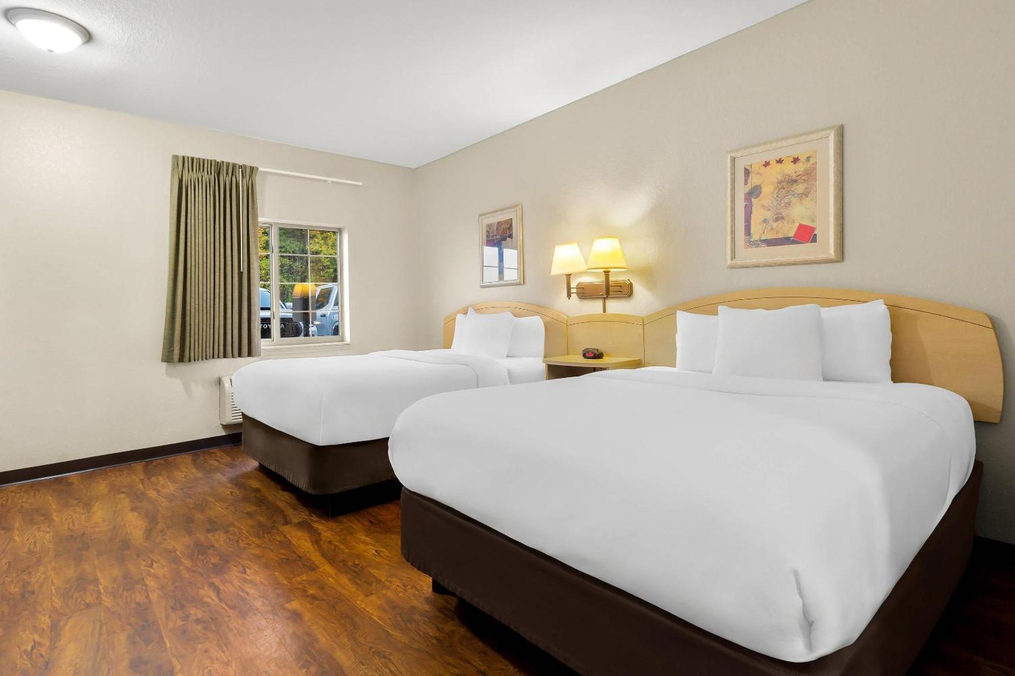 Quadruple Room with Two Queen Beds and Dishwasher - Non Smoking,1699091403:JPEG