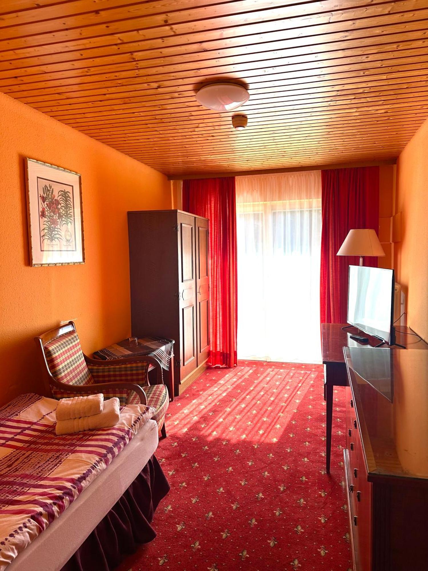 Single Room Balcony