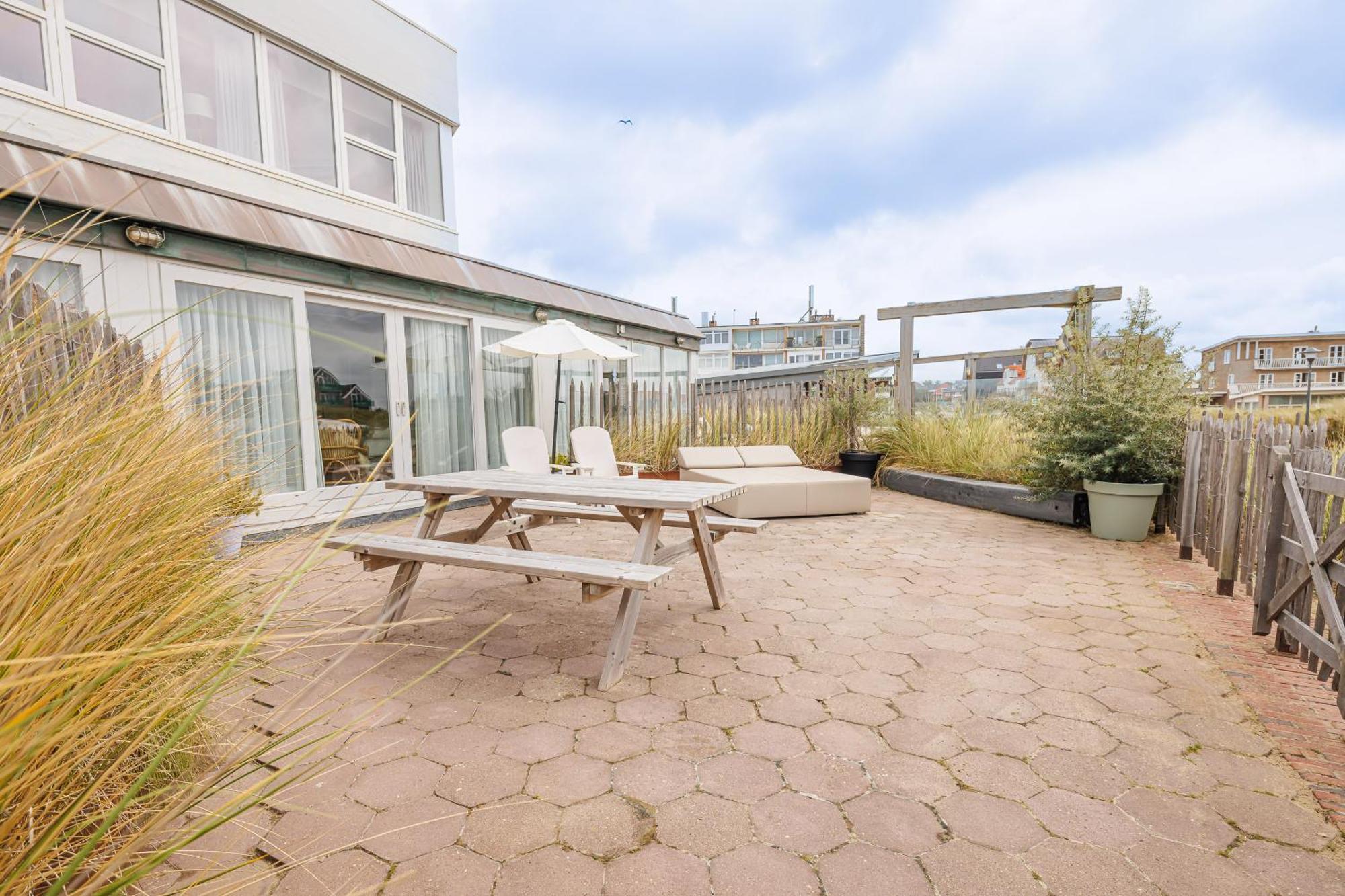 Studio Terrace